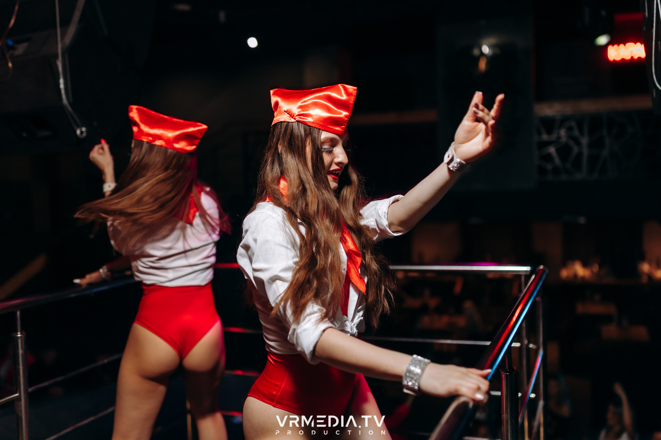 Выходные в баре «DOSKI»