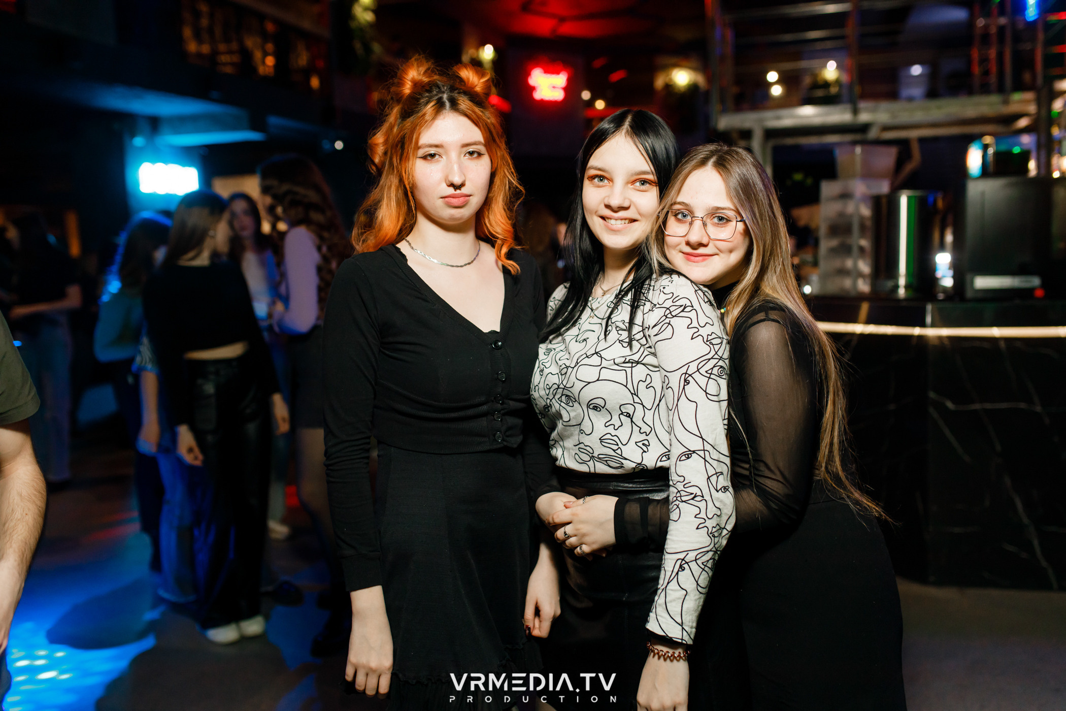 Выходные в баре «DOSKI»