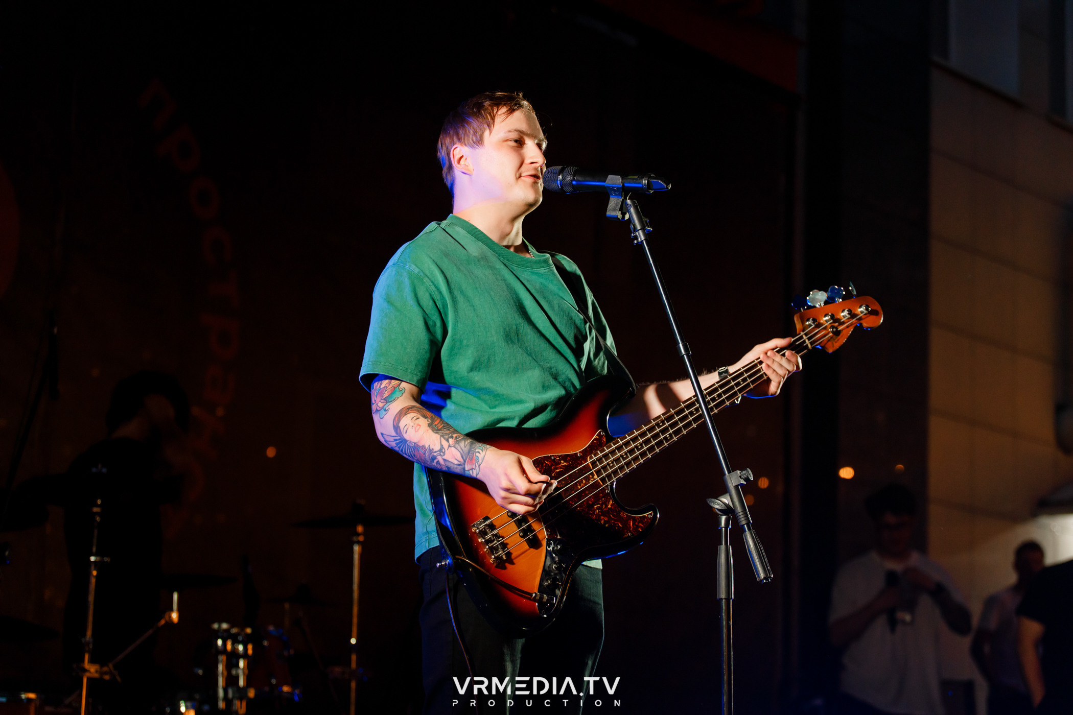 XVIII открытый городской рок-фестиваль «Над землёй» в культурном прост