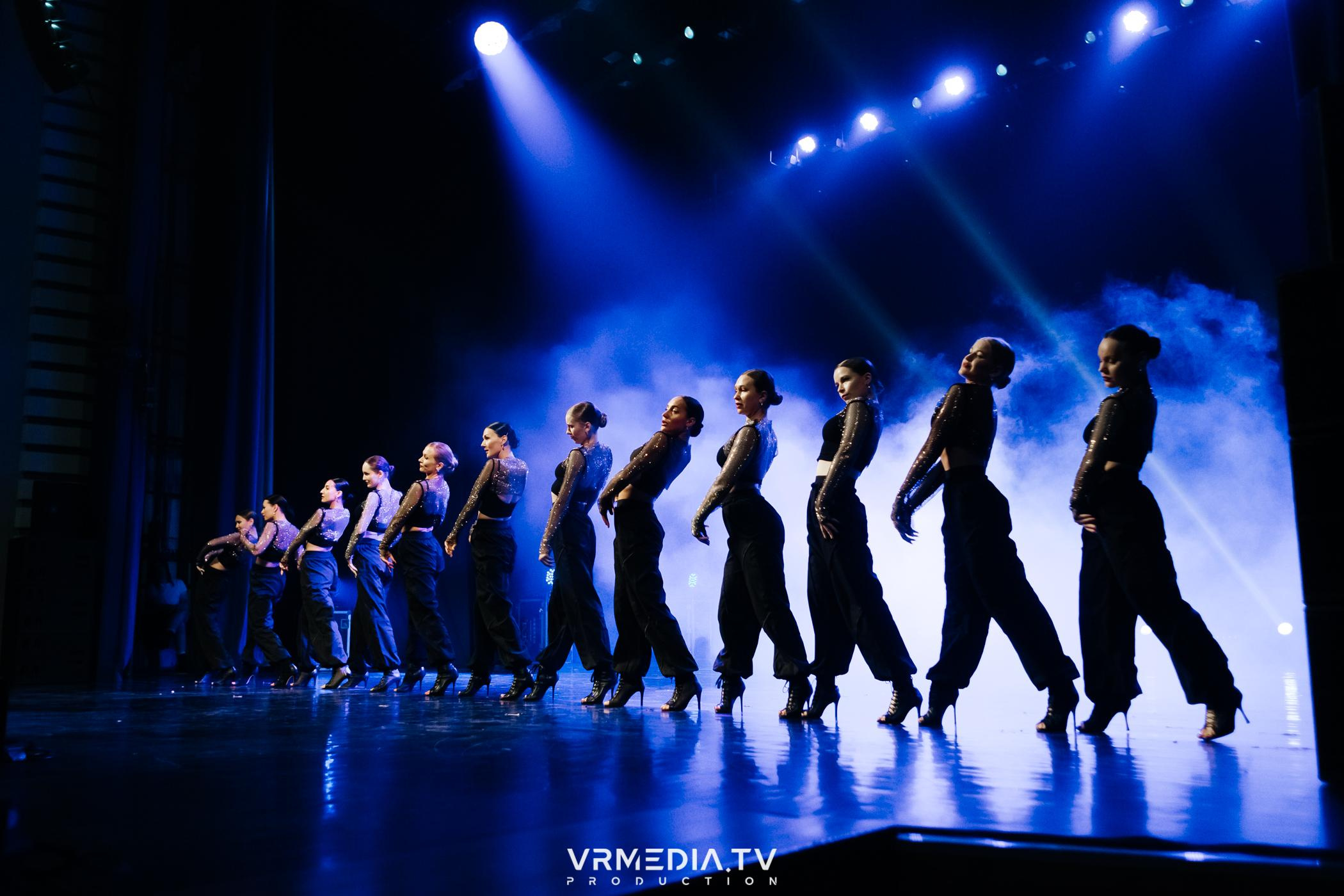 Пока все в доме