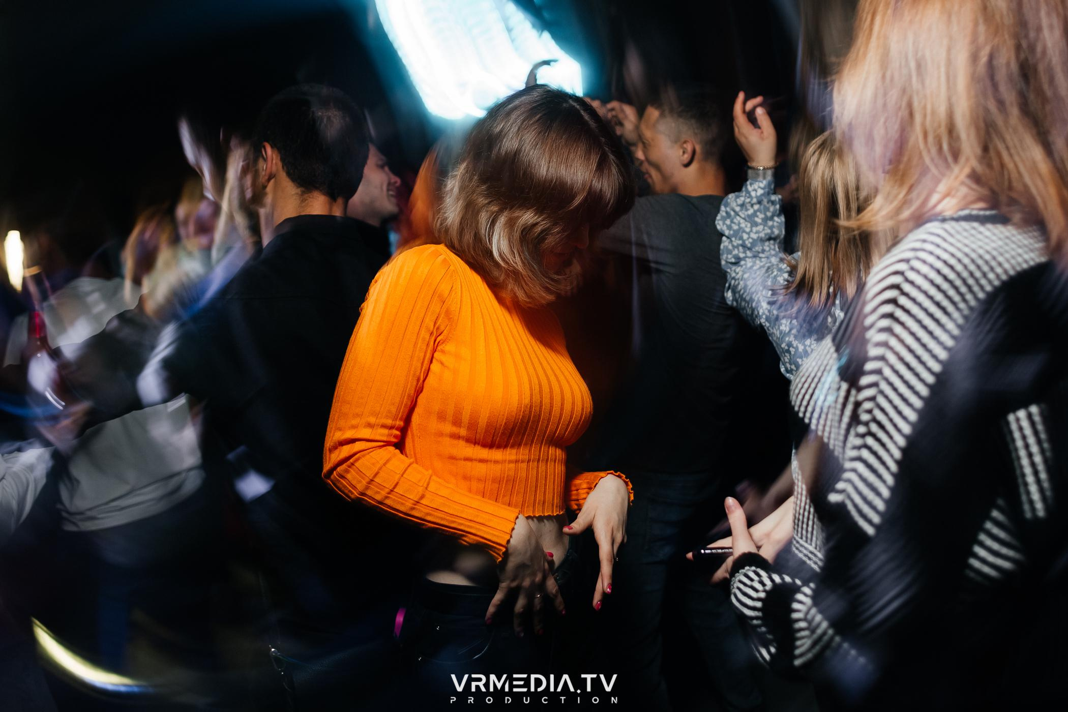 Выходные в баре «DOSKI»