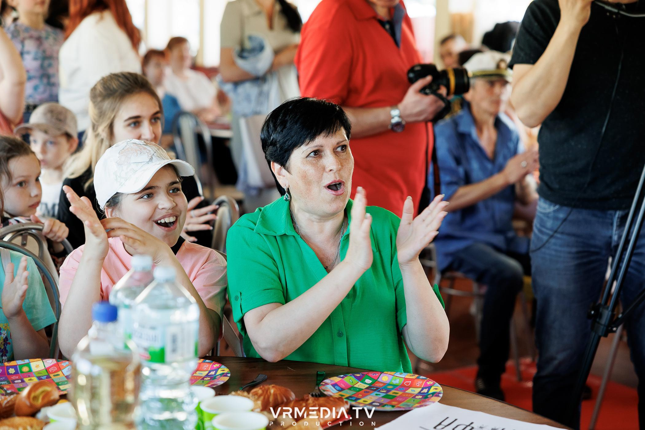 LEOMAR PRODUCTION: 8 БЛАГОТВОРИТЕЛЬНЫЙ КОНЦЕРТ «БАТЛ ГОЛОСОВ-ПЛЫВЕТ П