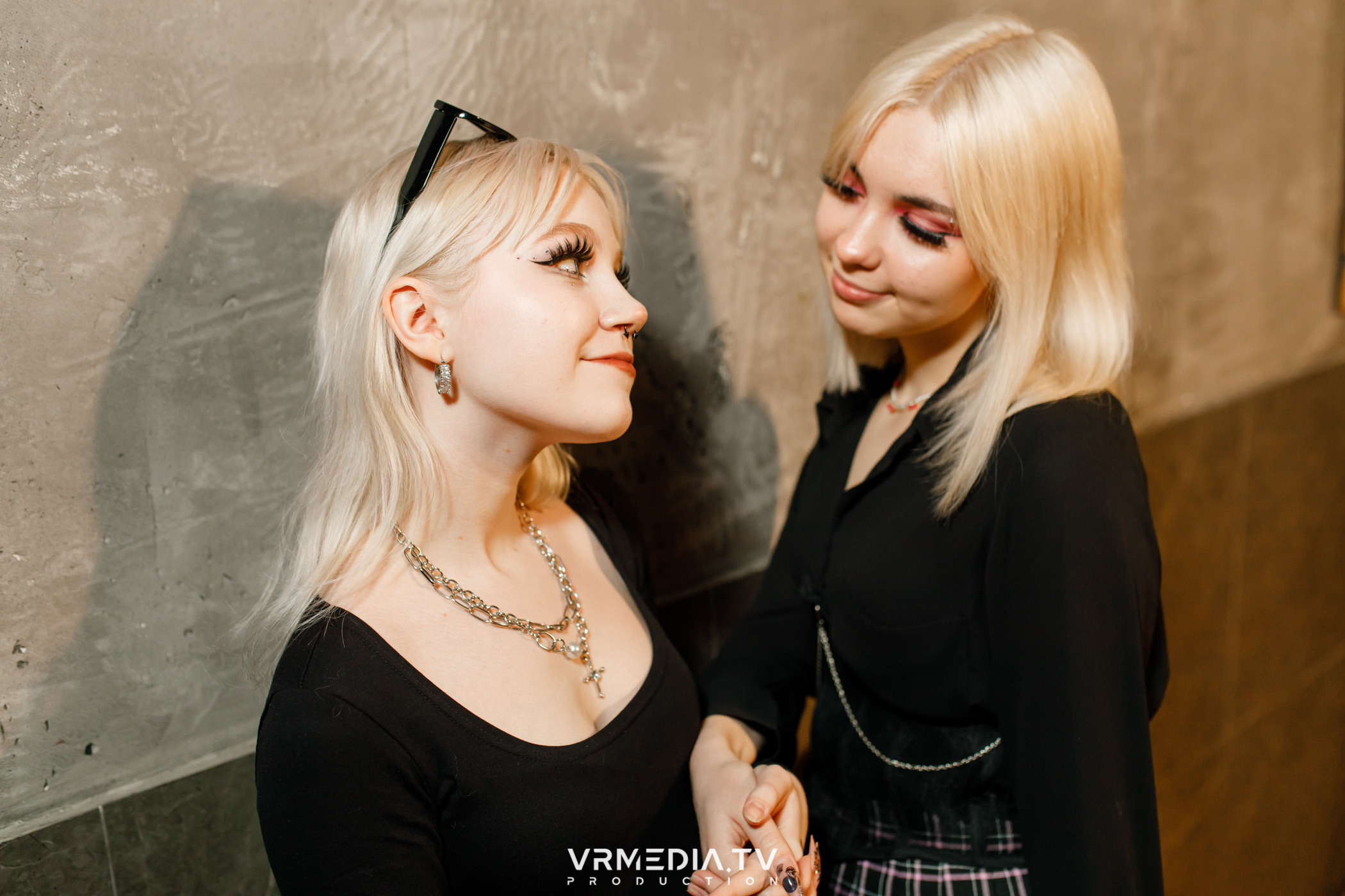 Выходные в баре «DOSKI»