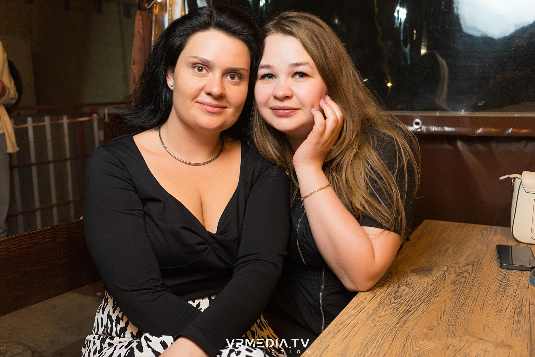 Выходные в баре «DOSKI»