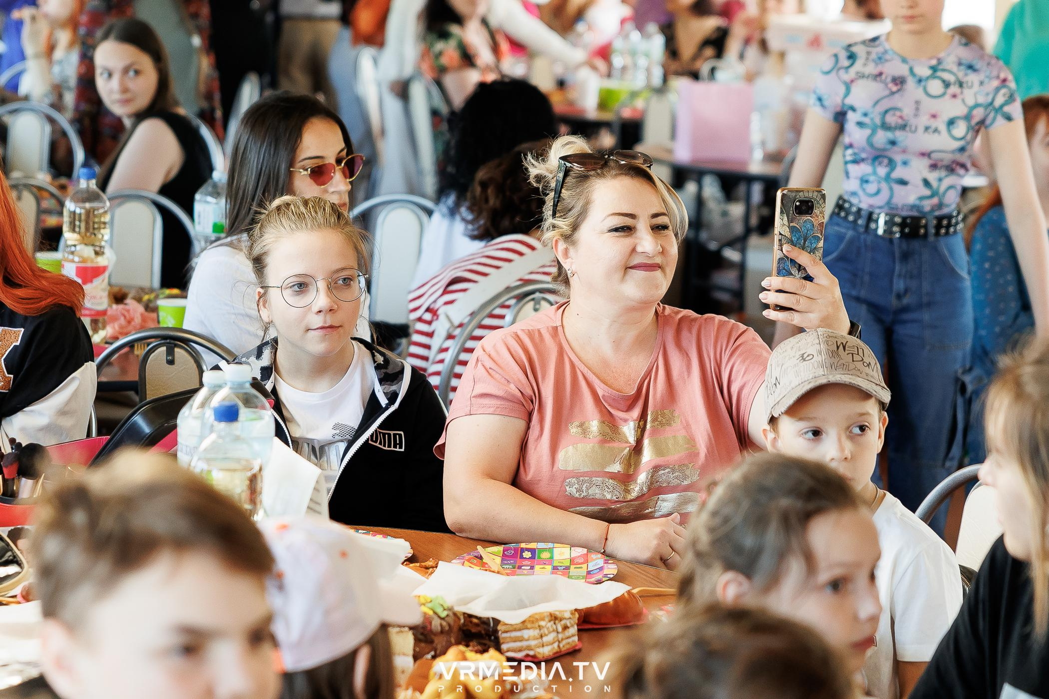 LEOMAR PRODUCTION: 8 БЛАГОТВОРИТЕЛЬНЫЙ КОНЦЕРТ «БАТЛ ГОЛОСОВ-ПЛЫВЕТ П