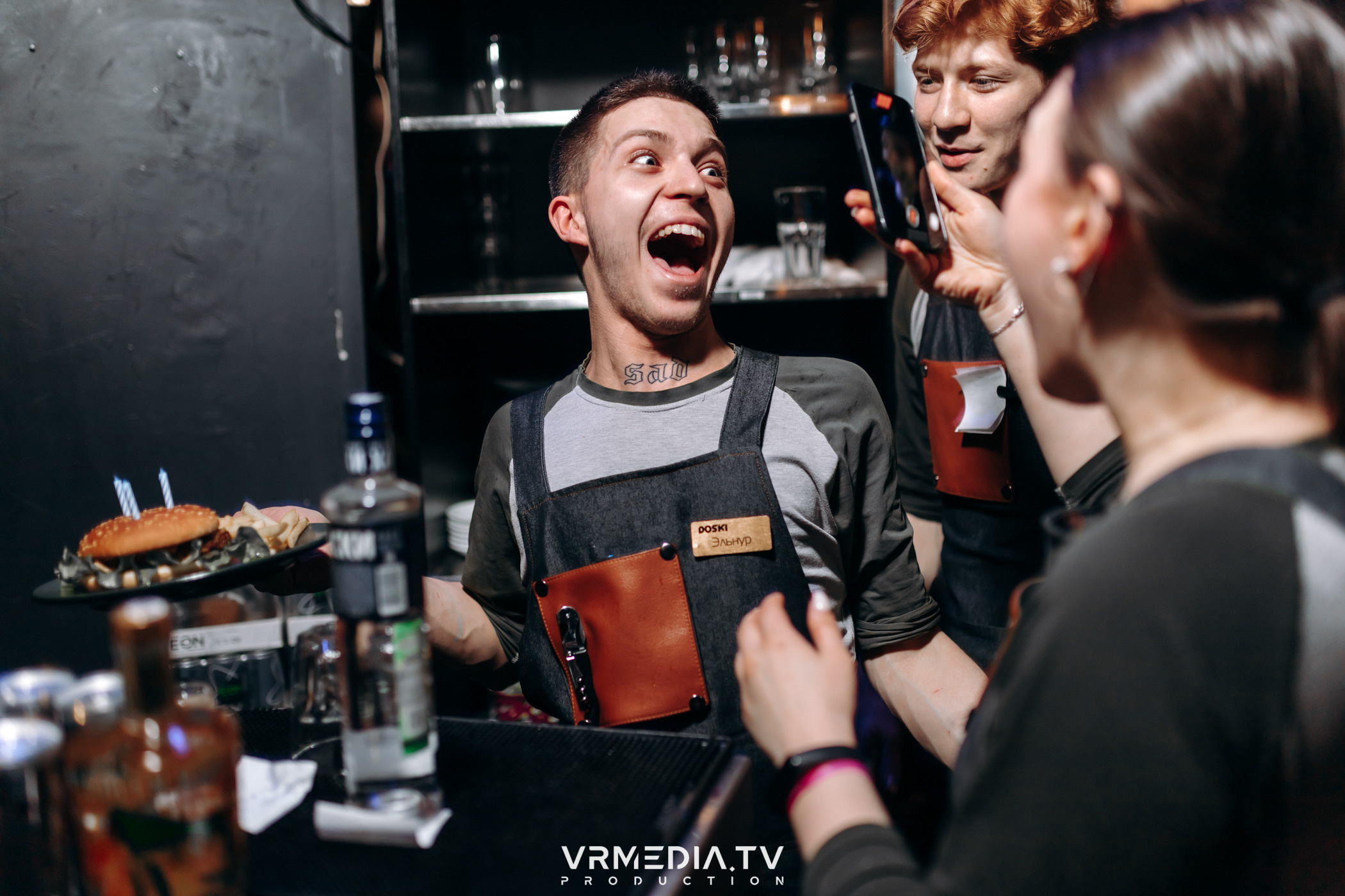 Выходные в баре «DOSKI»