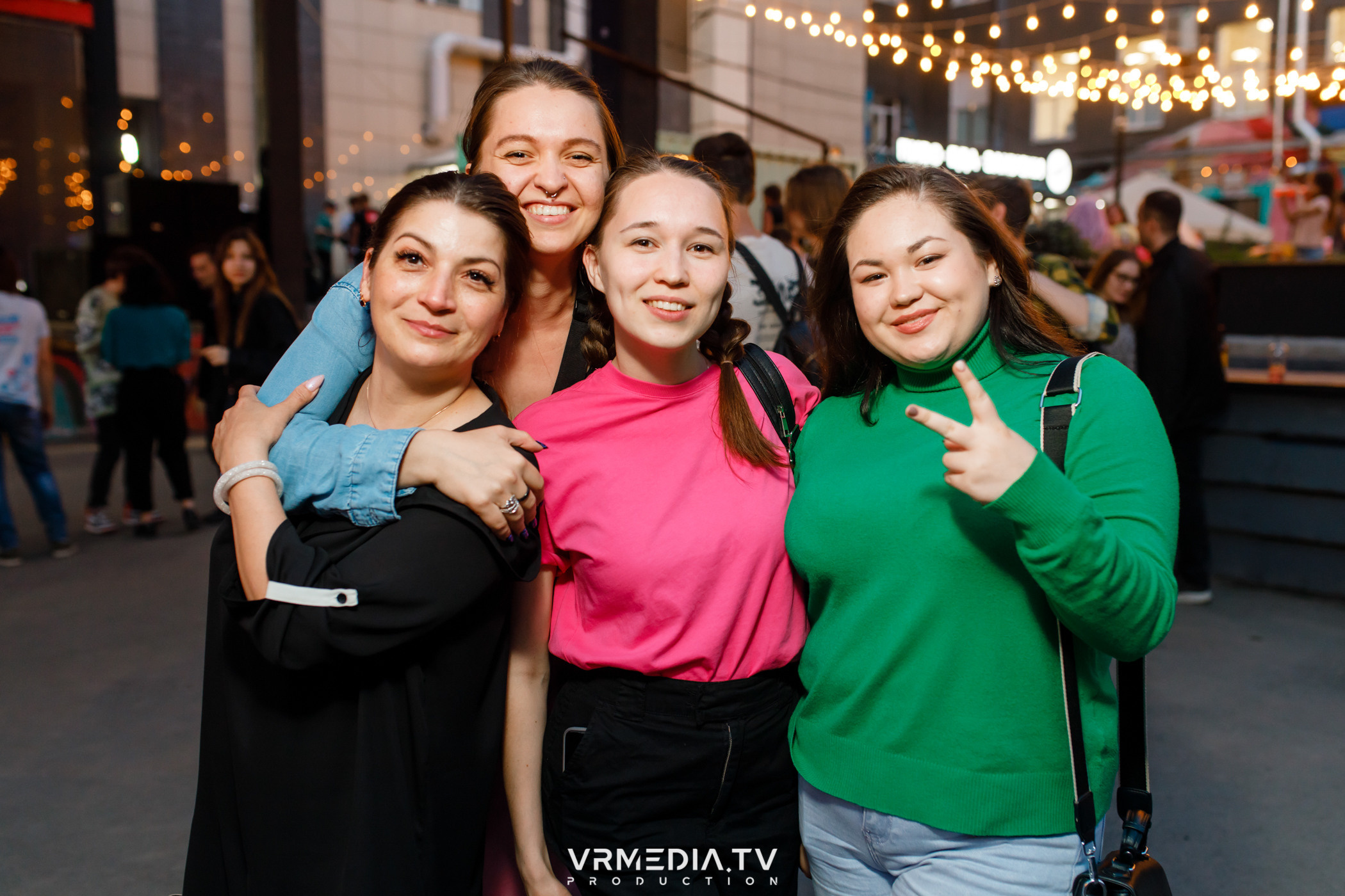 XVIII открытый городской рок-фестиваль «Над землёй» в культурном прост