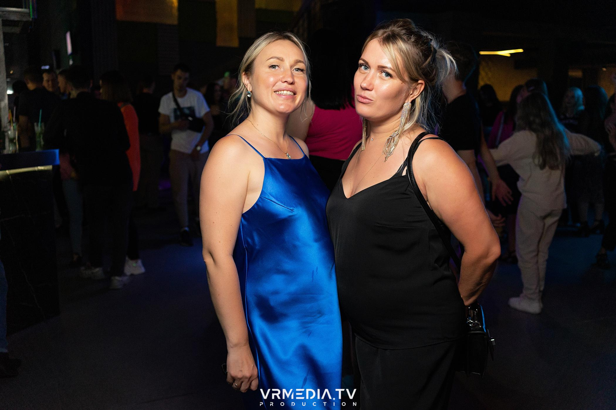 Выходные в баре «DOSKI»