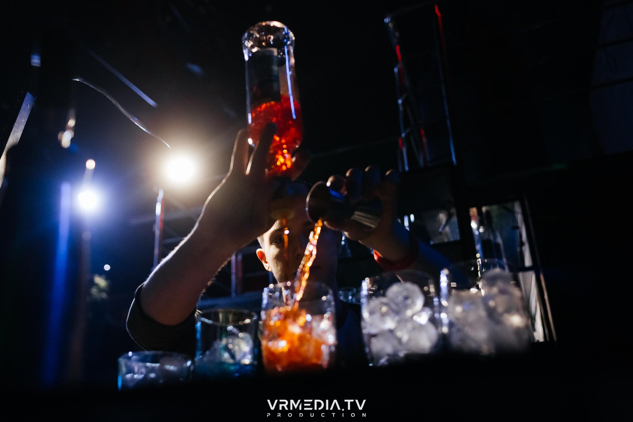 Выходные в баре «DOSKI»