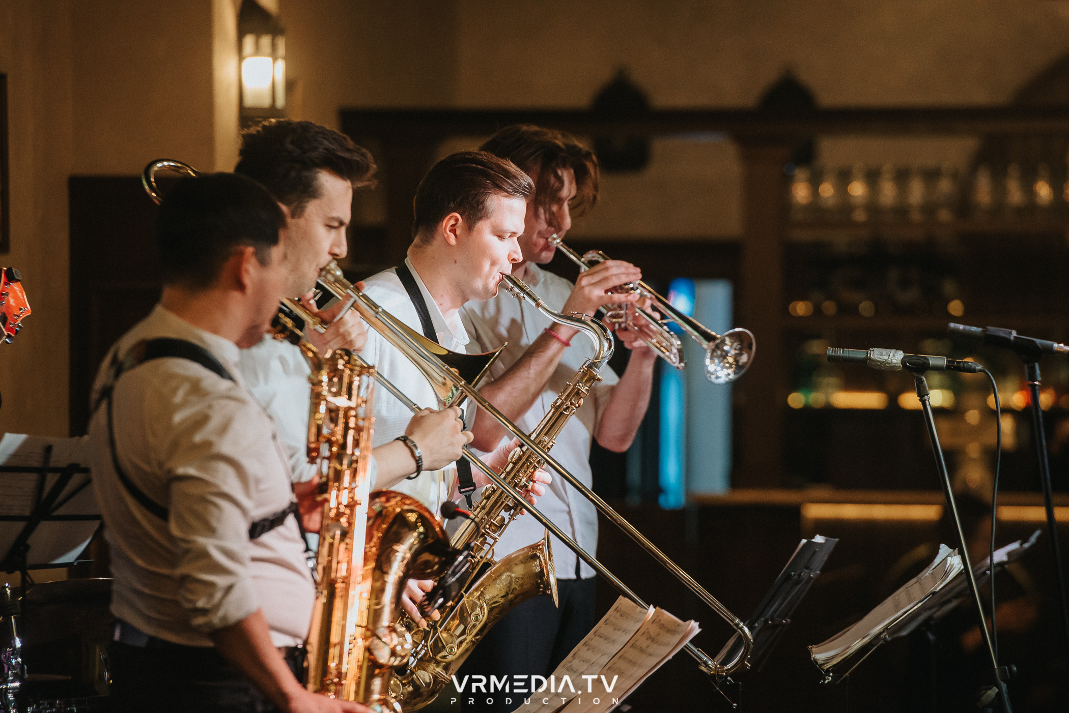 Джазовая среда: Алеф Октет