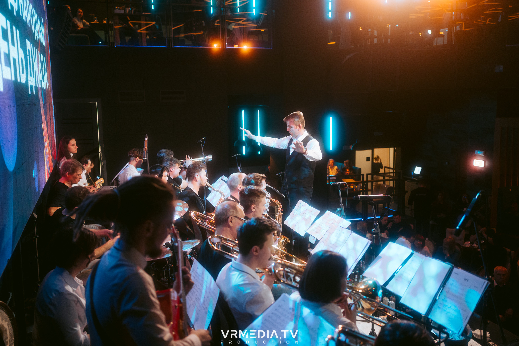 WoW QuiZ в баре «DOSKI»