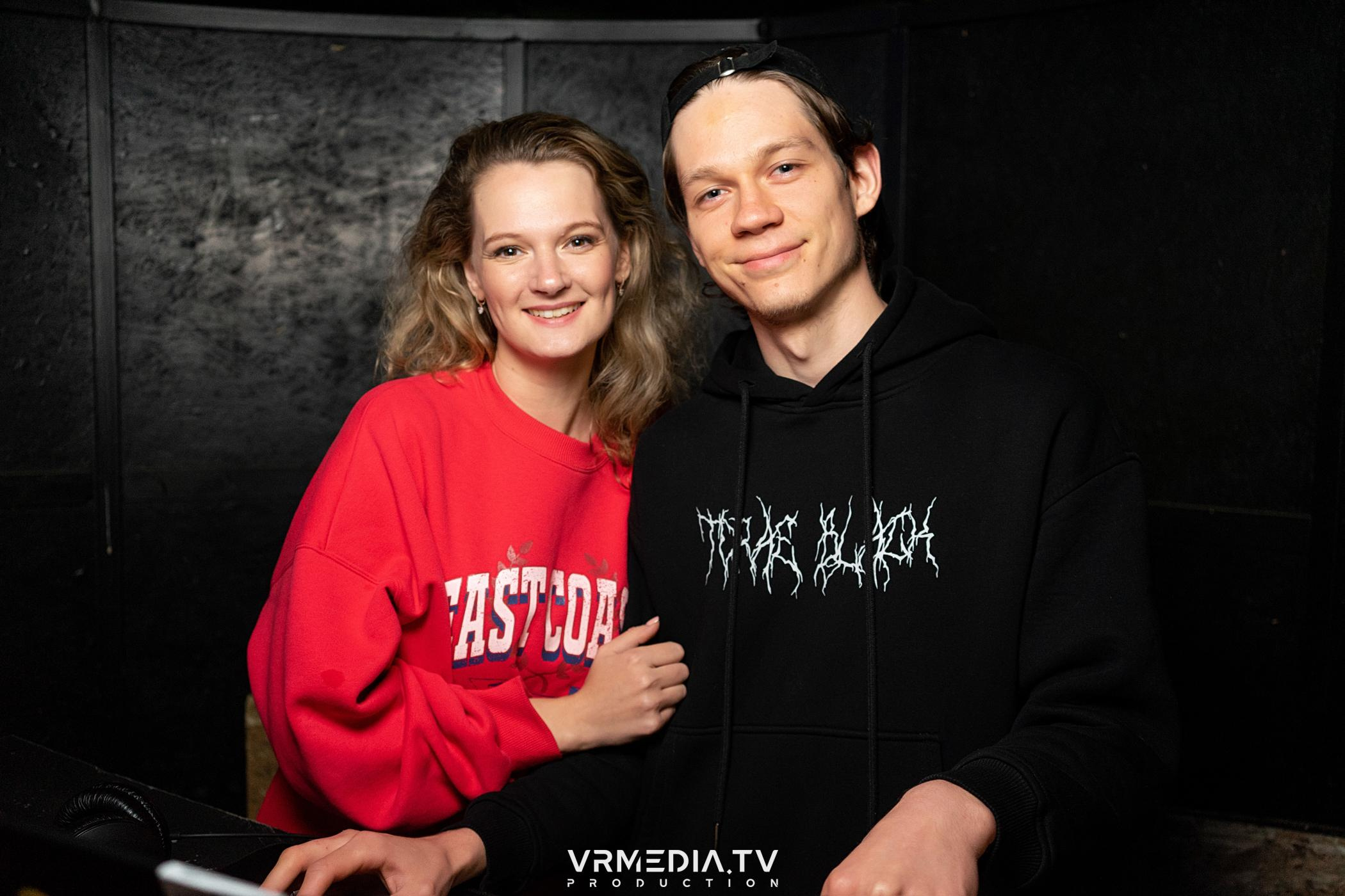 Выходные в баре «DOSKI»