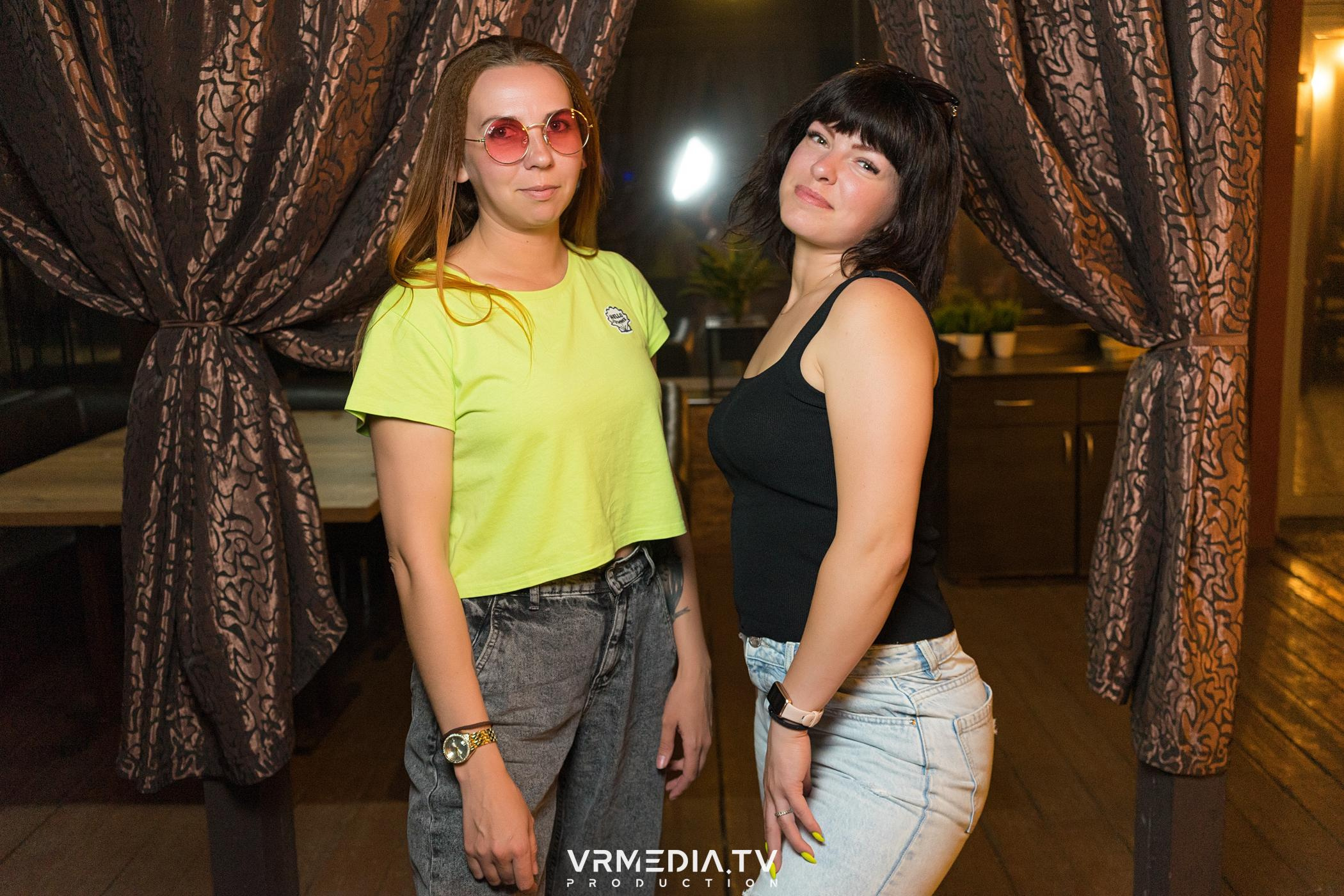 Выходные в баре «DOSKI»