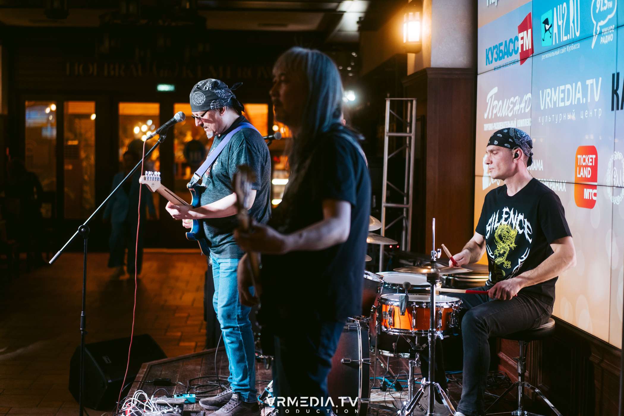 Джазовая среда: Капитан Дик (Новосибирск)