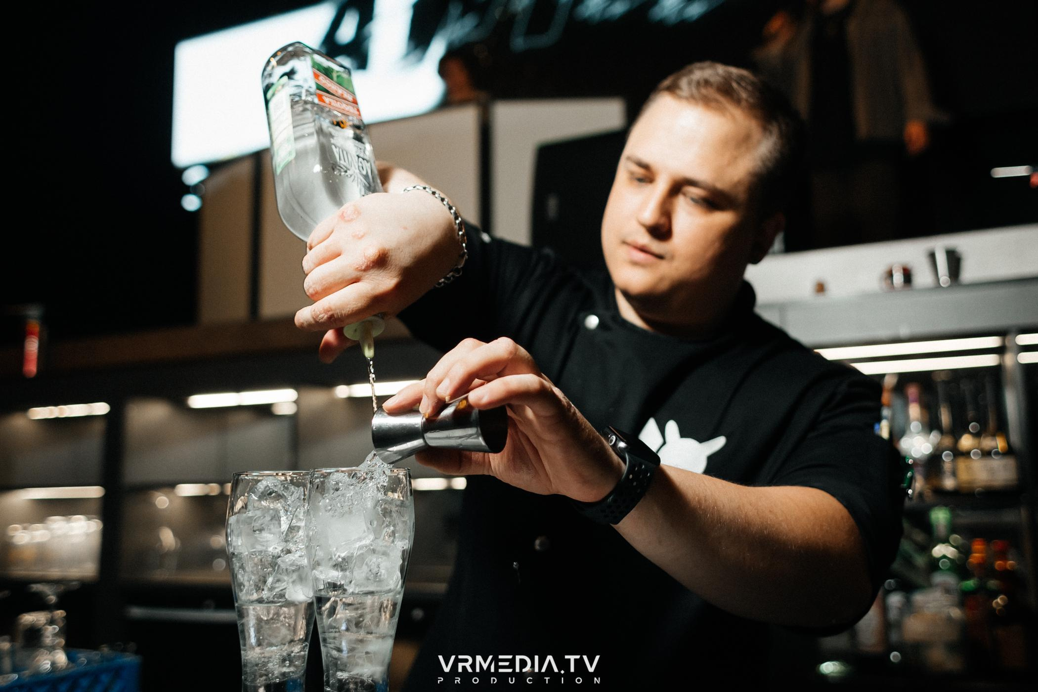 Выпускной школы диджеинга «Атмосфера»