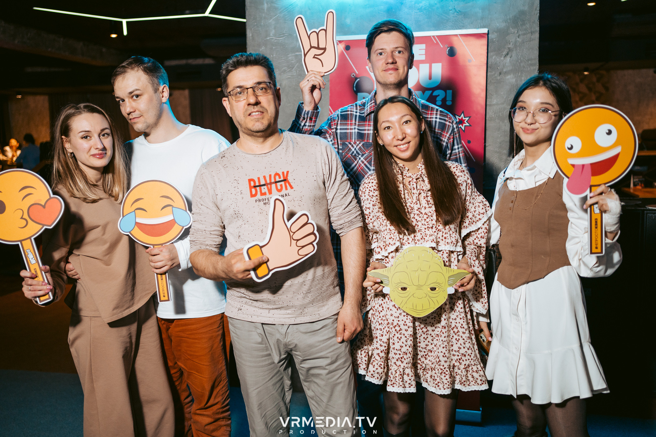 WoW QuiZ в баре «DOSKI»