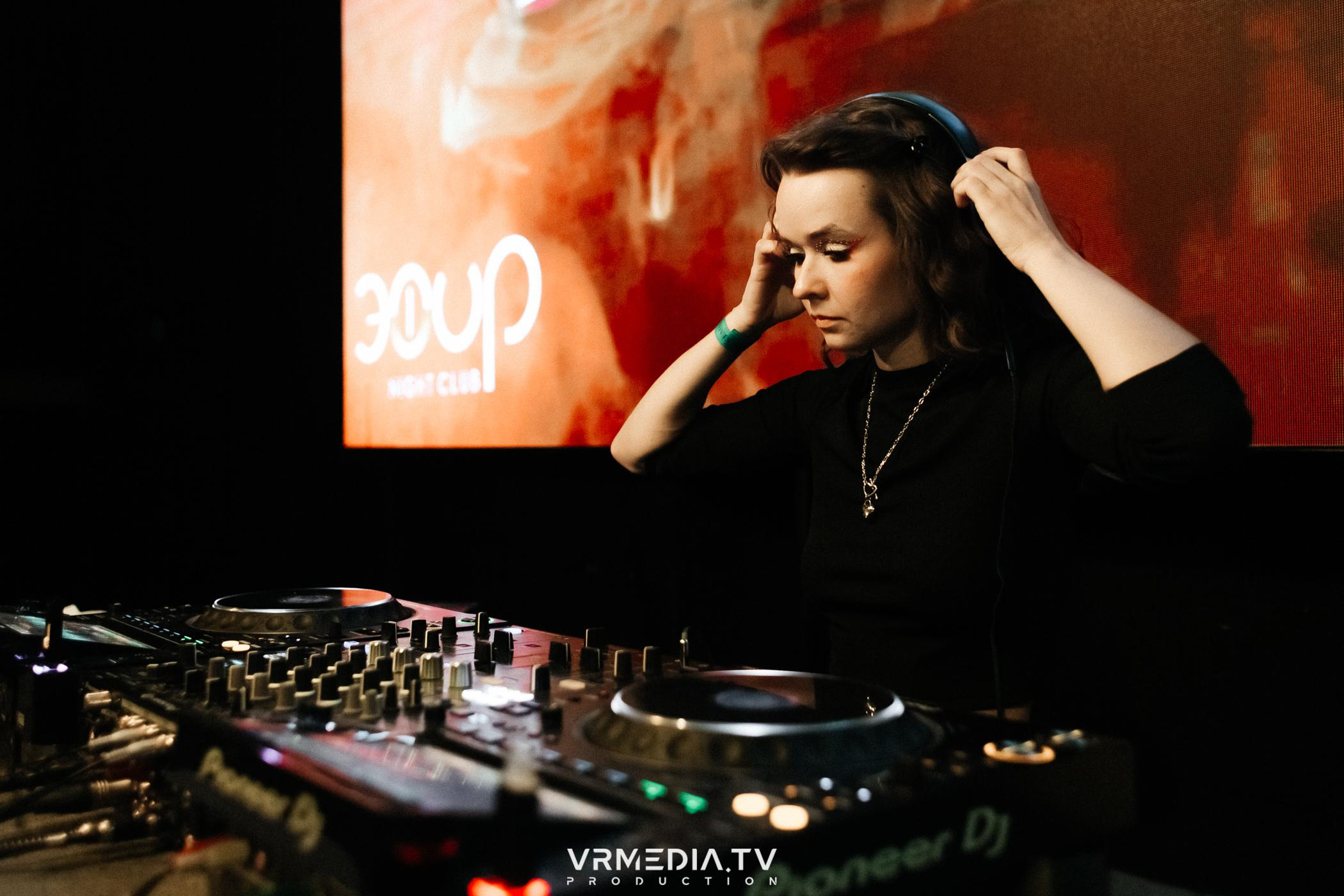 Выпускной школы диджеинга «Атмосфера»