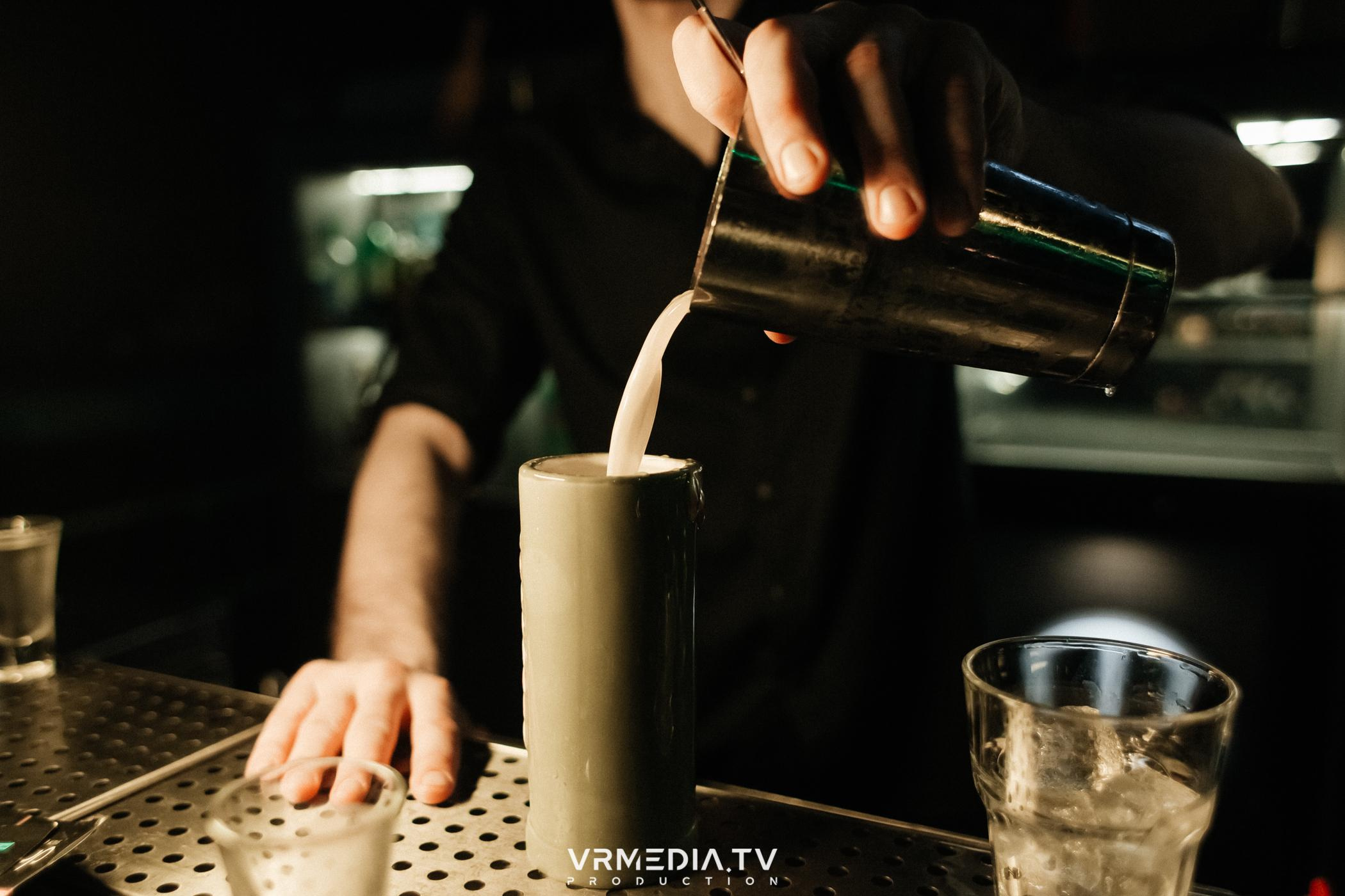 Выпускной школы диджеинга «Атмосфера»