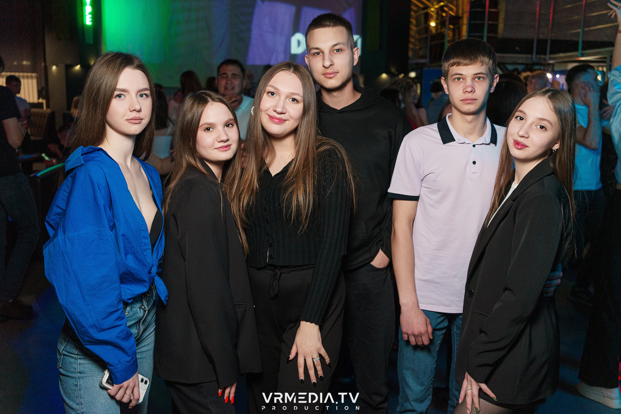 Выходные в баре «DOSKI»