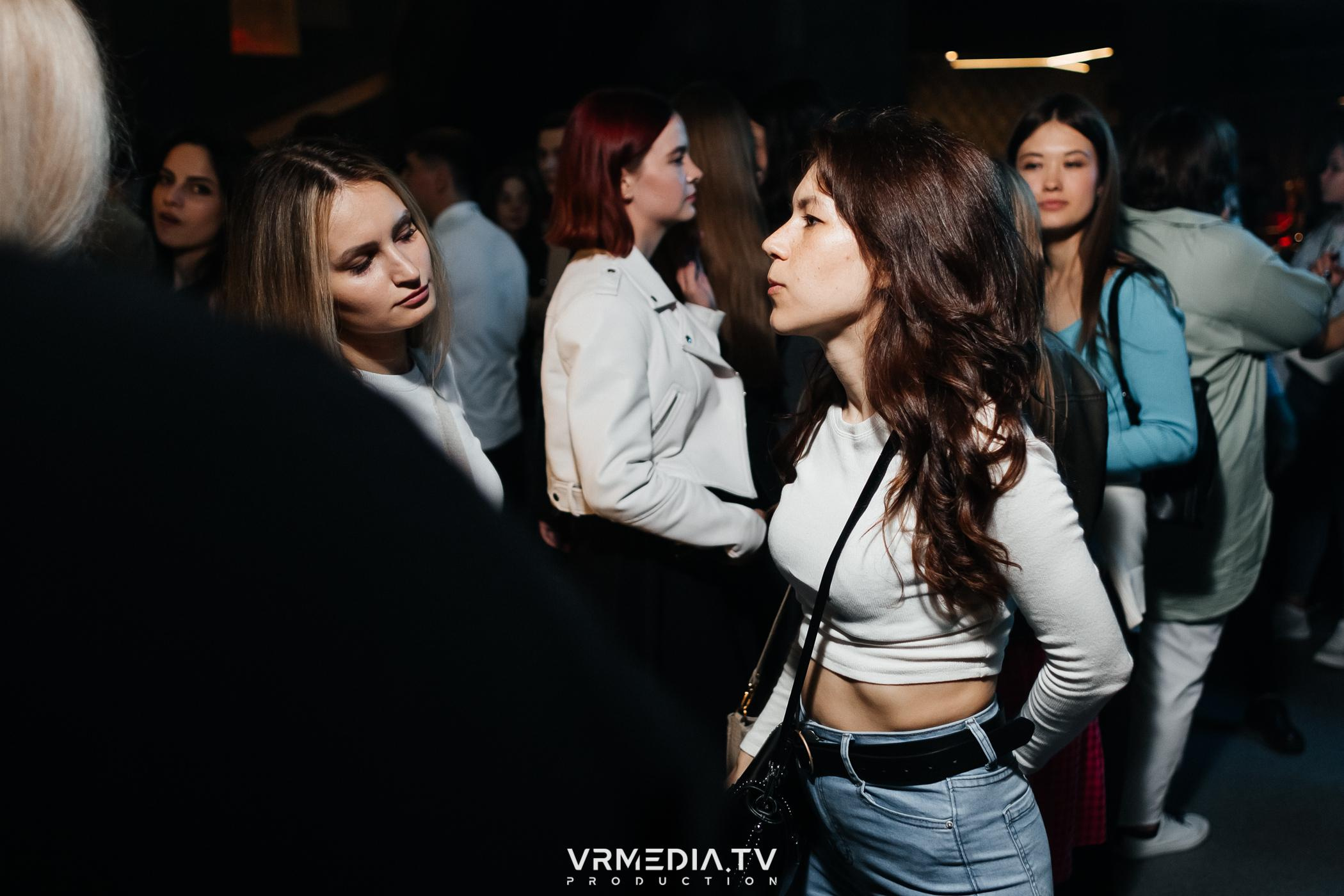 Выходные в баре «DOSKI»