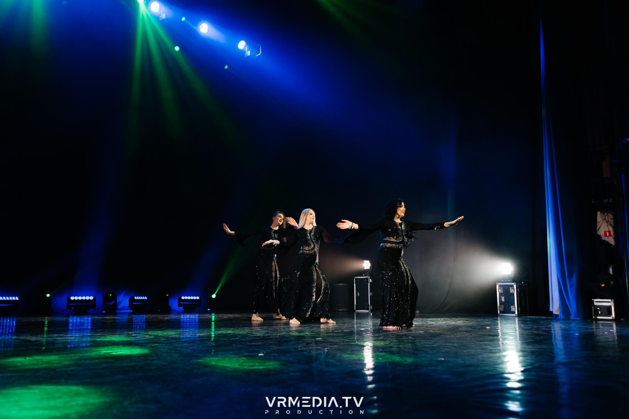 Пока все в доме