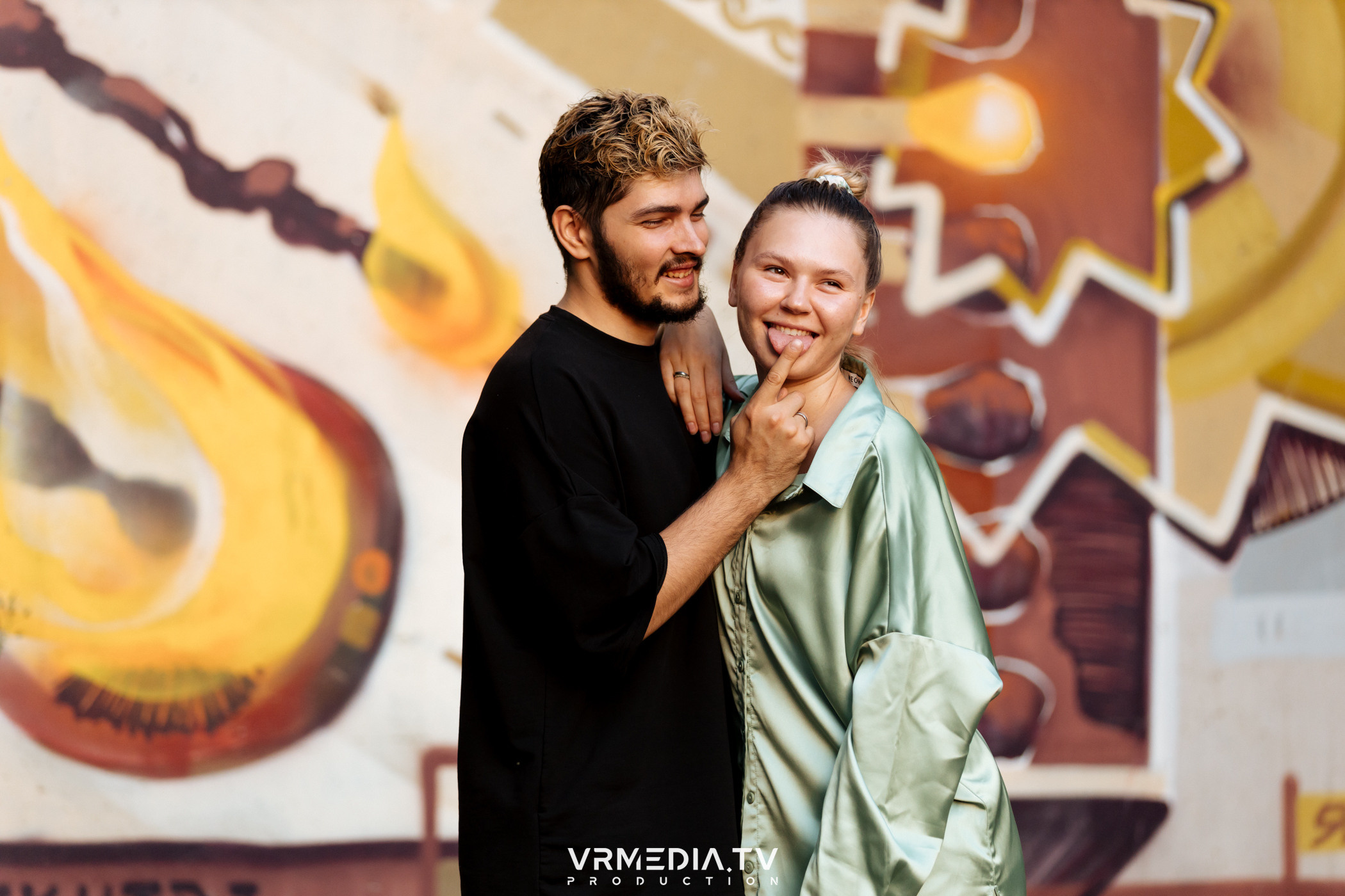 «Среда — маленькая пятница» в караоке-бар «OPERA»