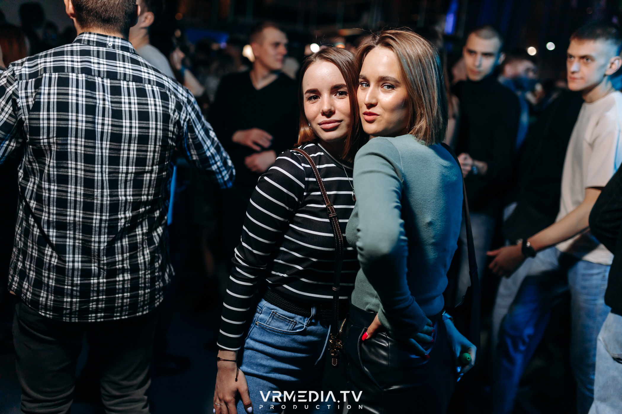 Выходные в баре «DOSKI»