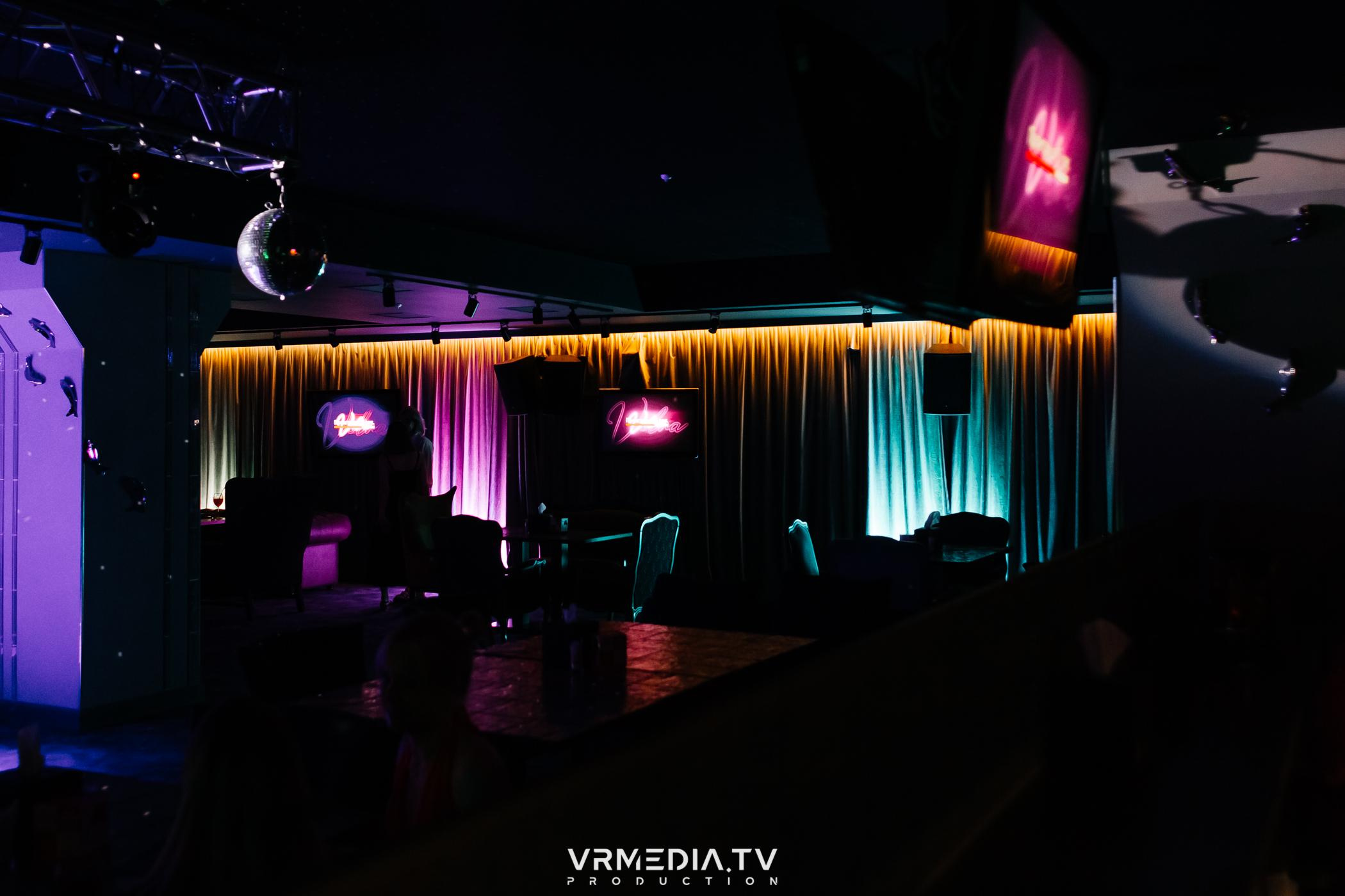 «Summer: ON» в караоке-баре «Volna»