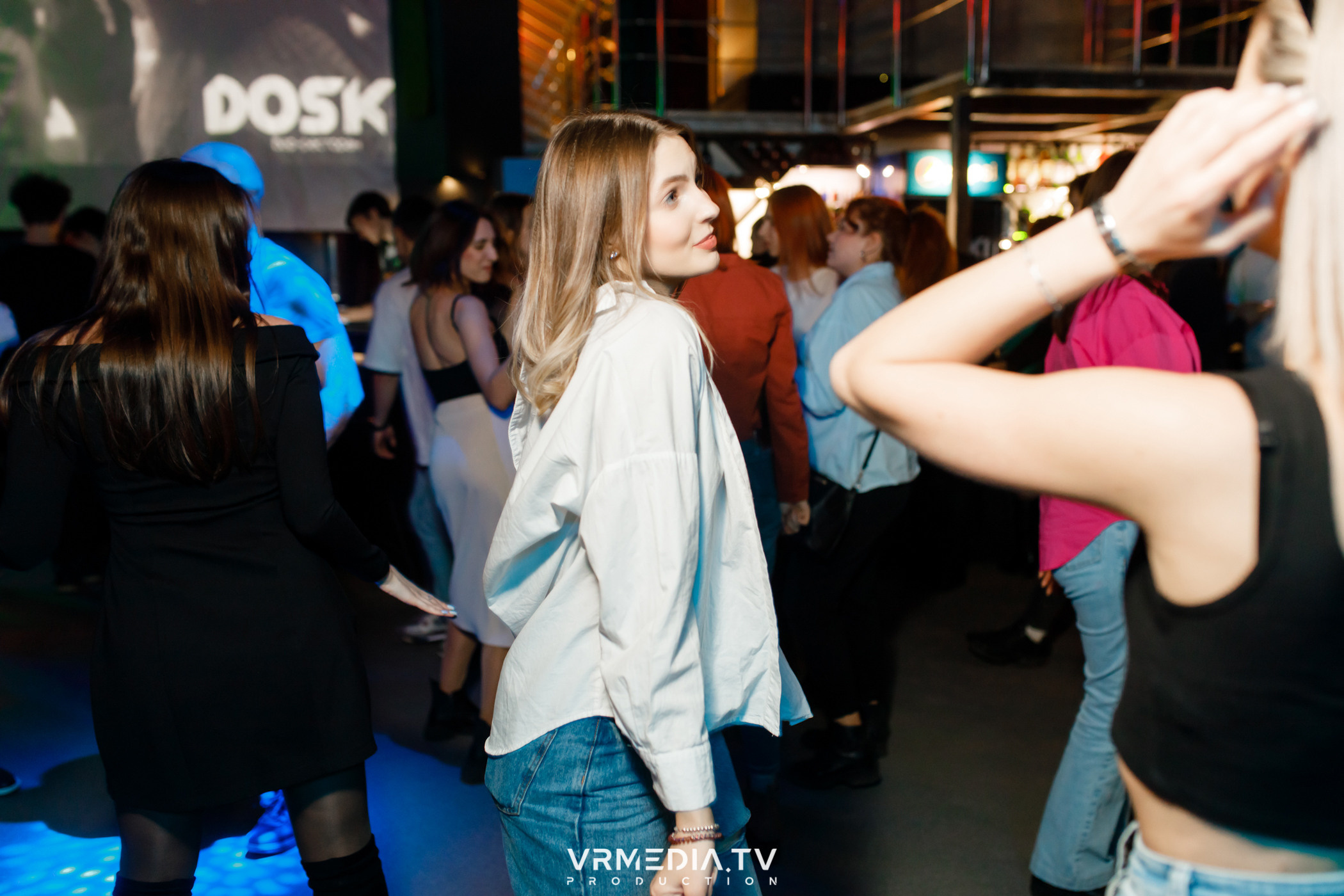 Выходные в баре «DOSKI»