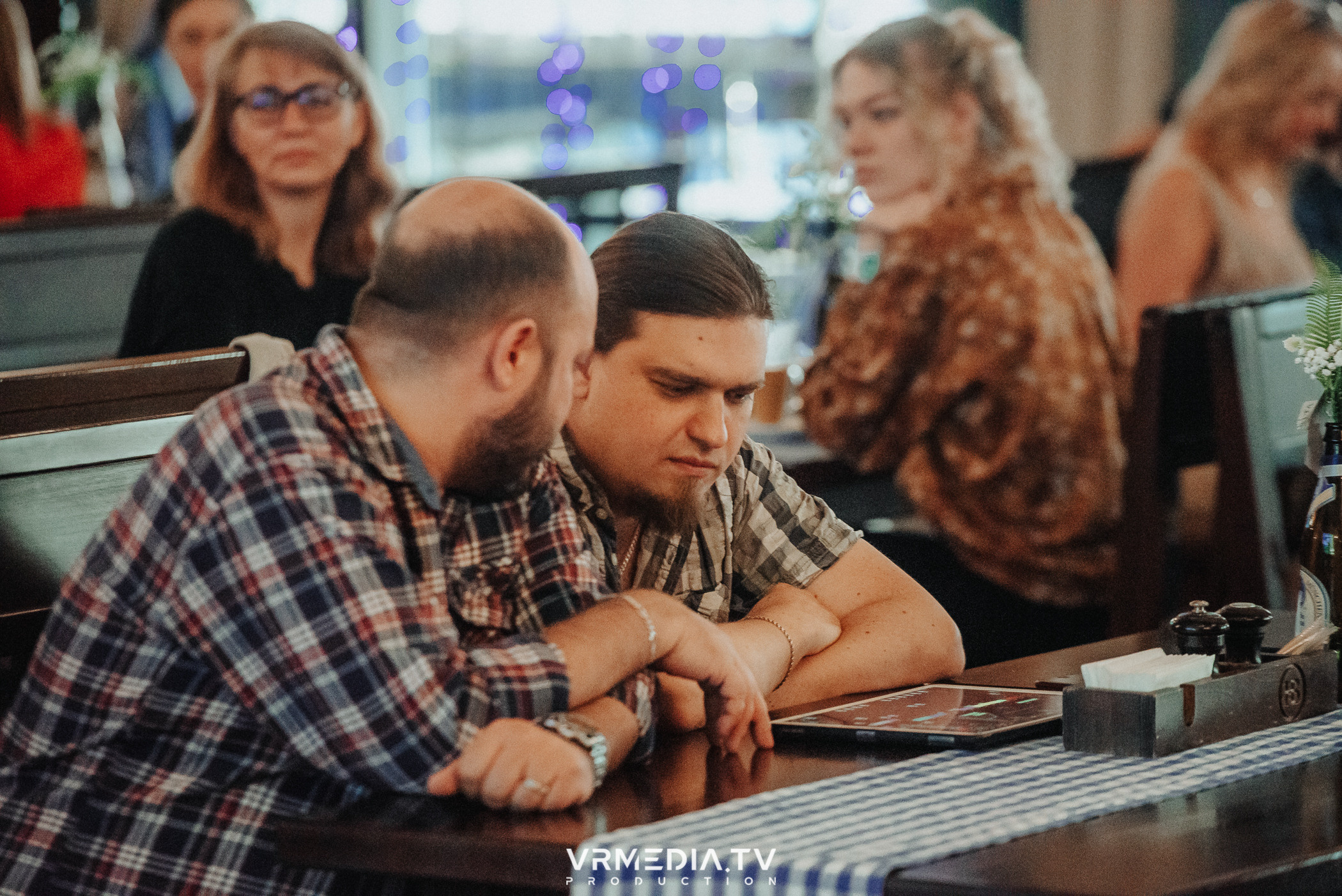 Джазовая среда: JAM SESSION