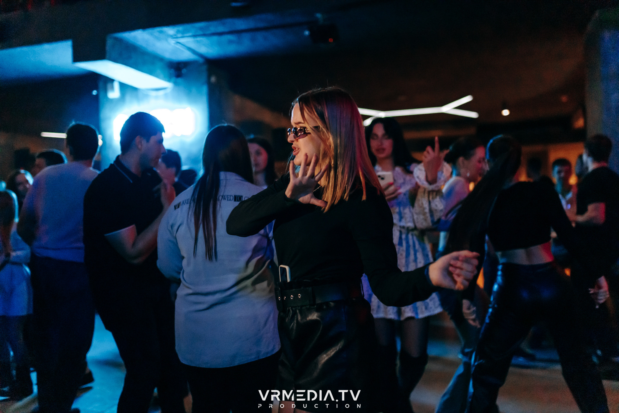 Выходные в баре «DOSKI»