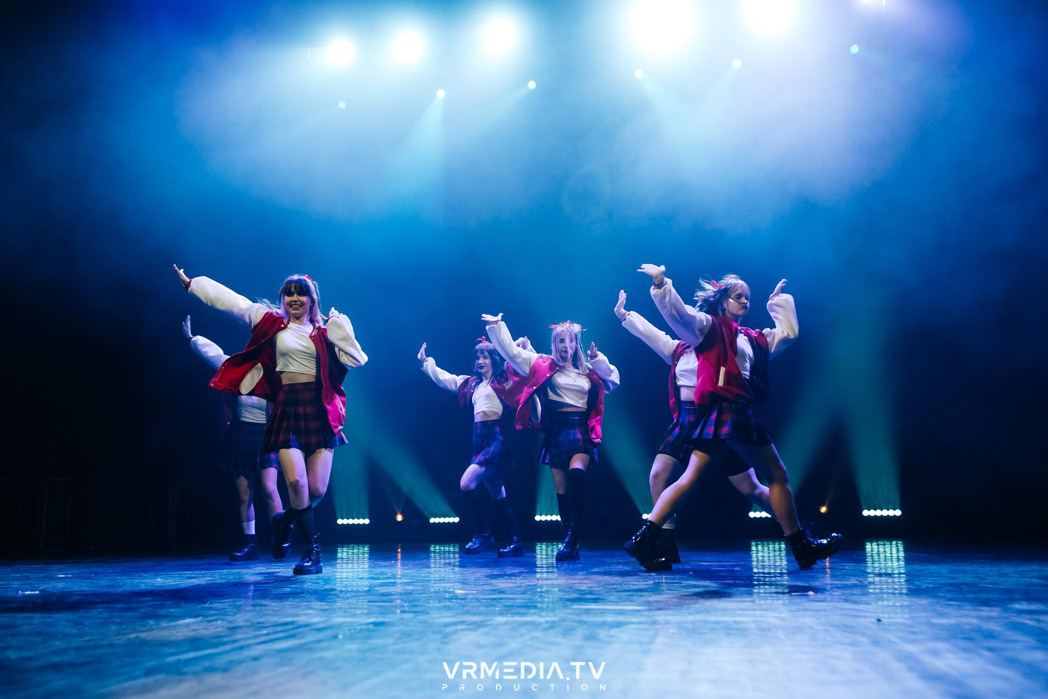 Пока все в доме