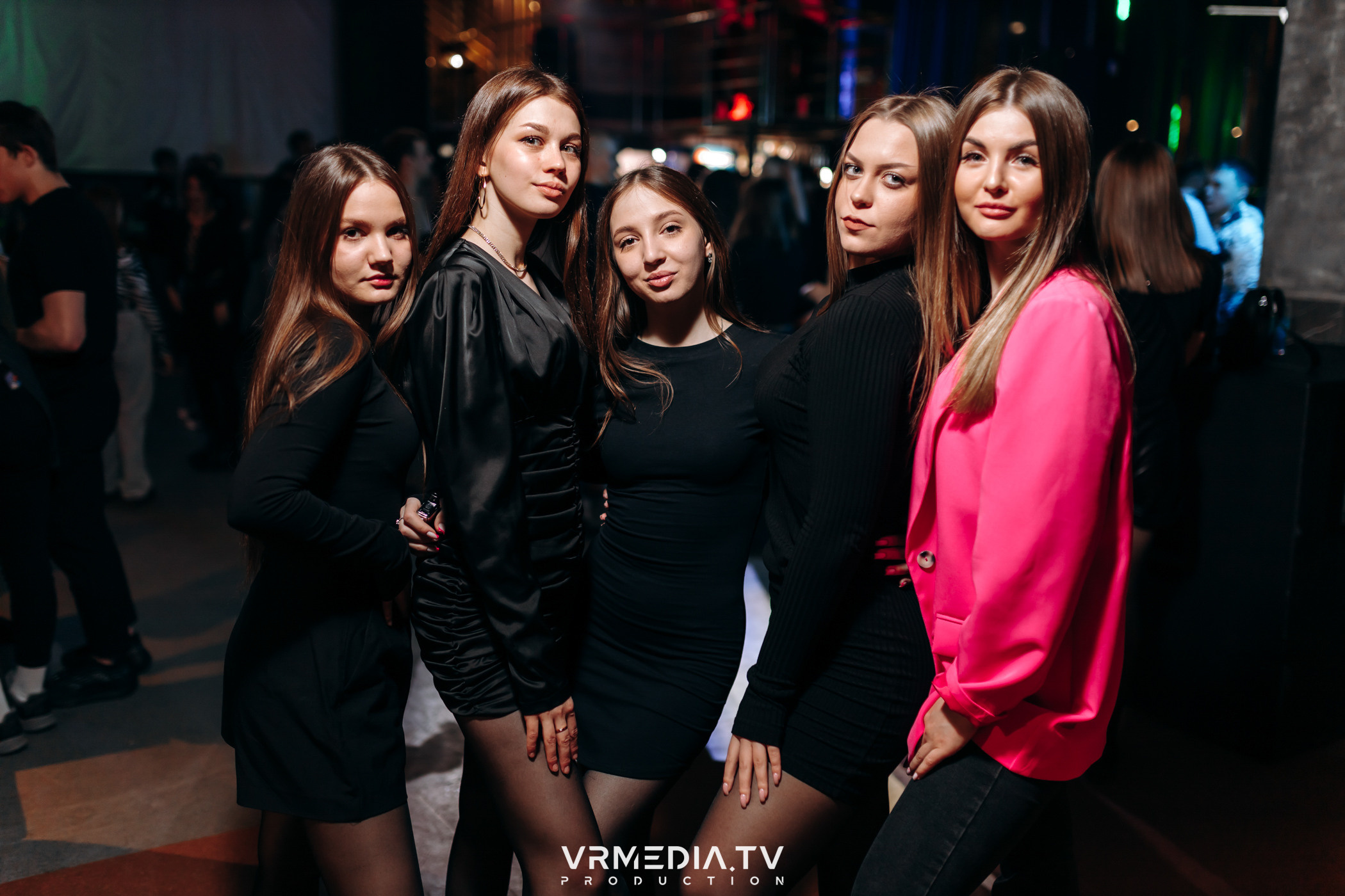 Выходные в баре «DOSKI»