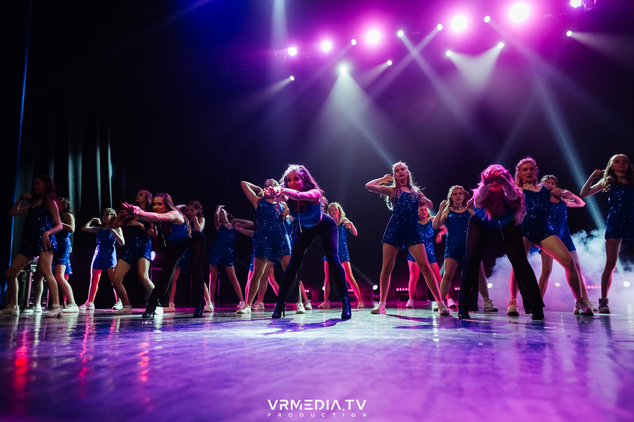 Пока все в доме