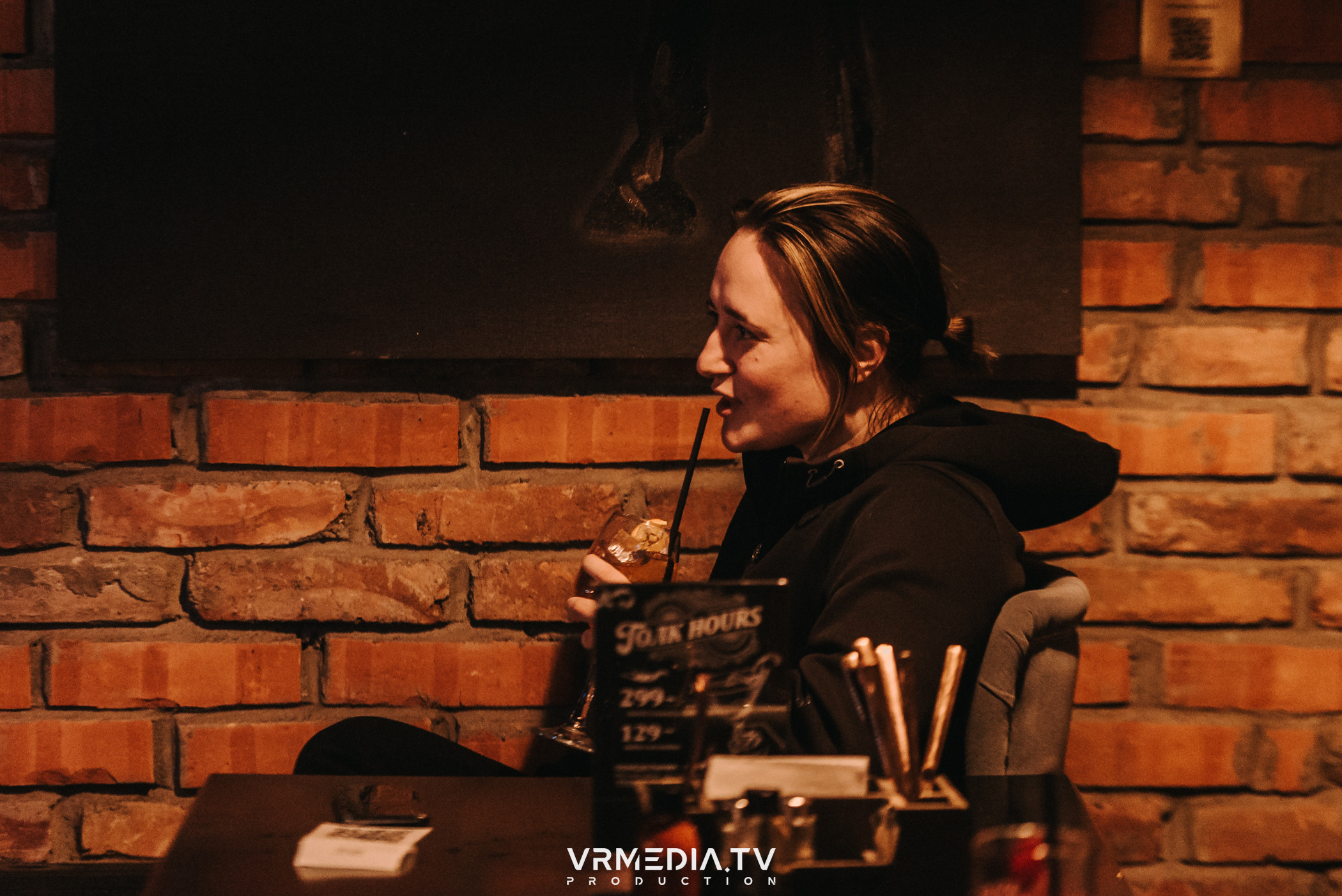 «ДАВАЙ ЧЕСТНО?» в баре-рюмочной «ТОЛК»