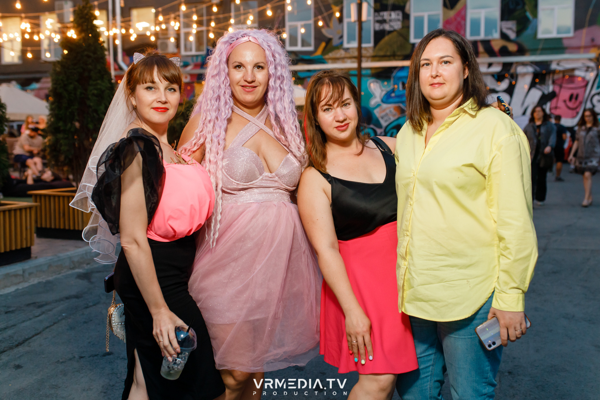 XVIII открытый городской рок-фестиваль «Над землёй» в культурном прост