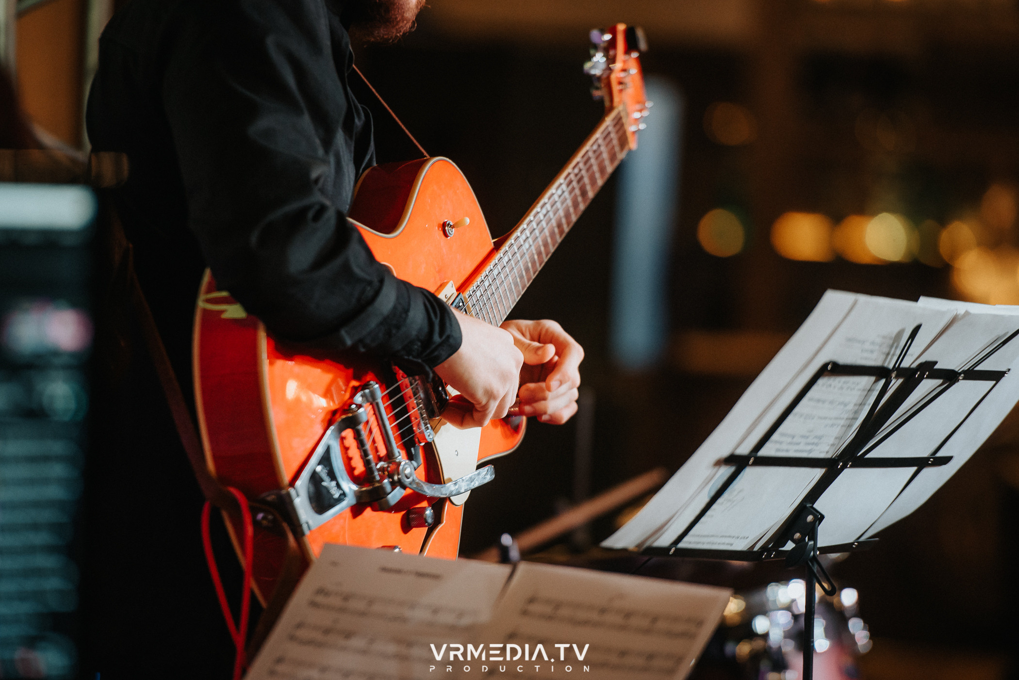 Джазовая среда: Алеф Октет