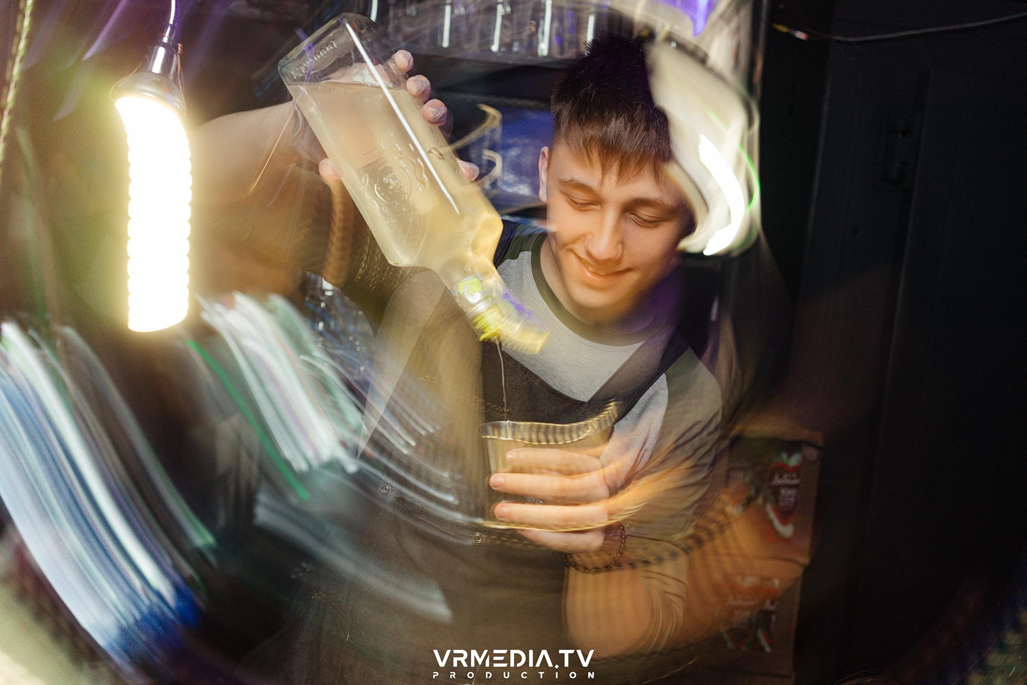 Выходные в баре «DOSKI»