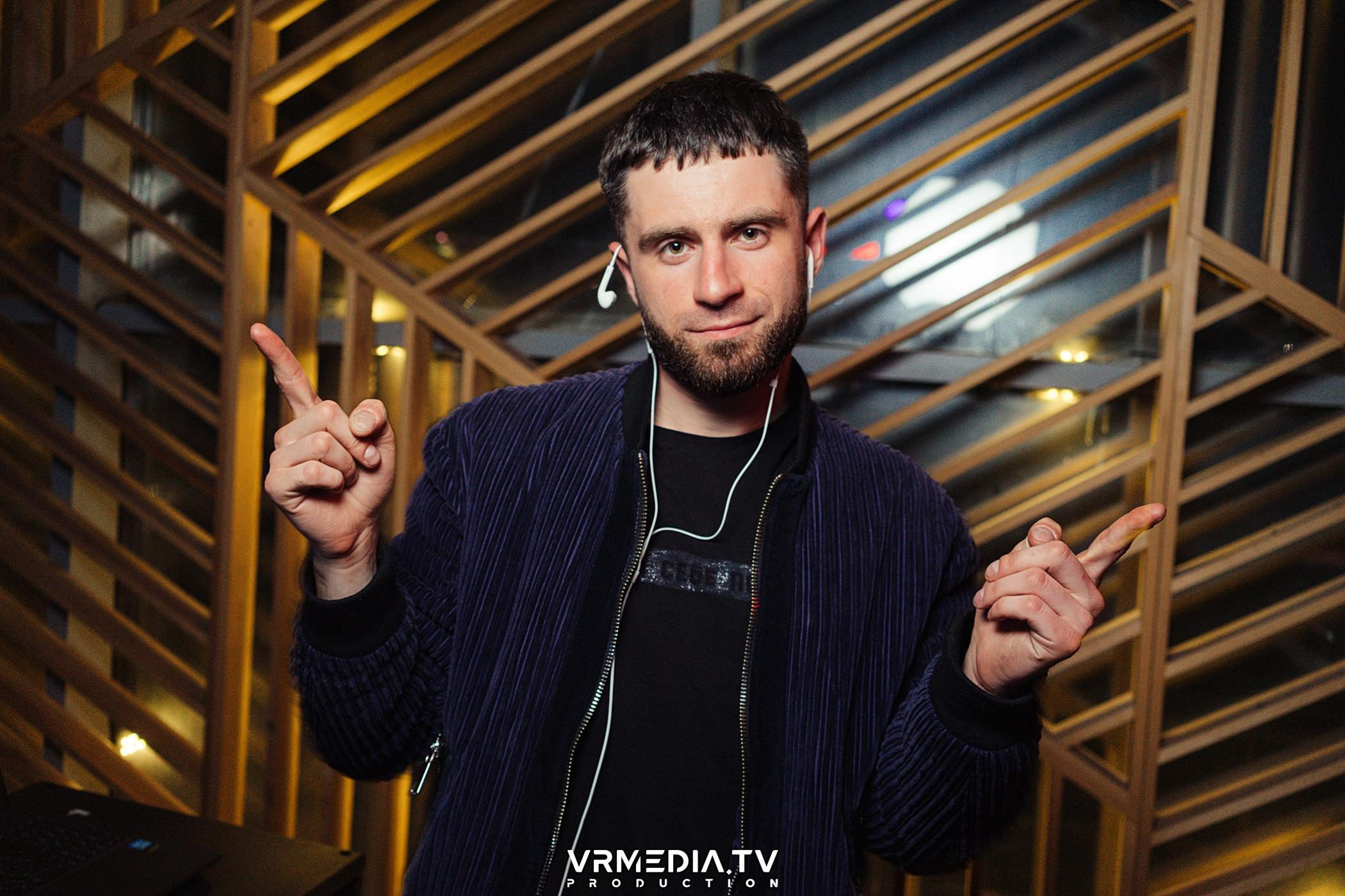 Выходные в баре «DOSKI»