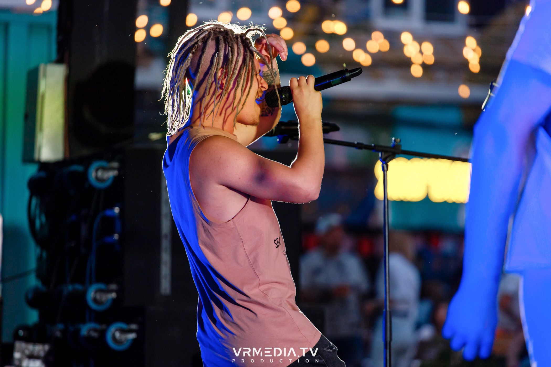 XVIII открытый городской рок-фестиваль «Над землёй» в культурном прост