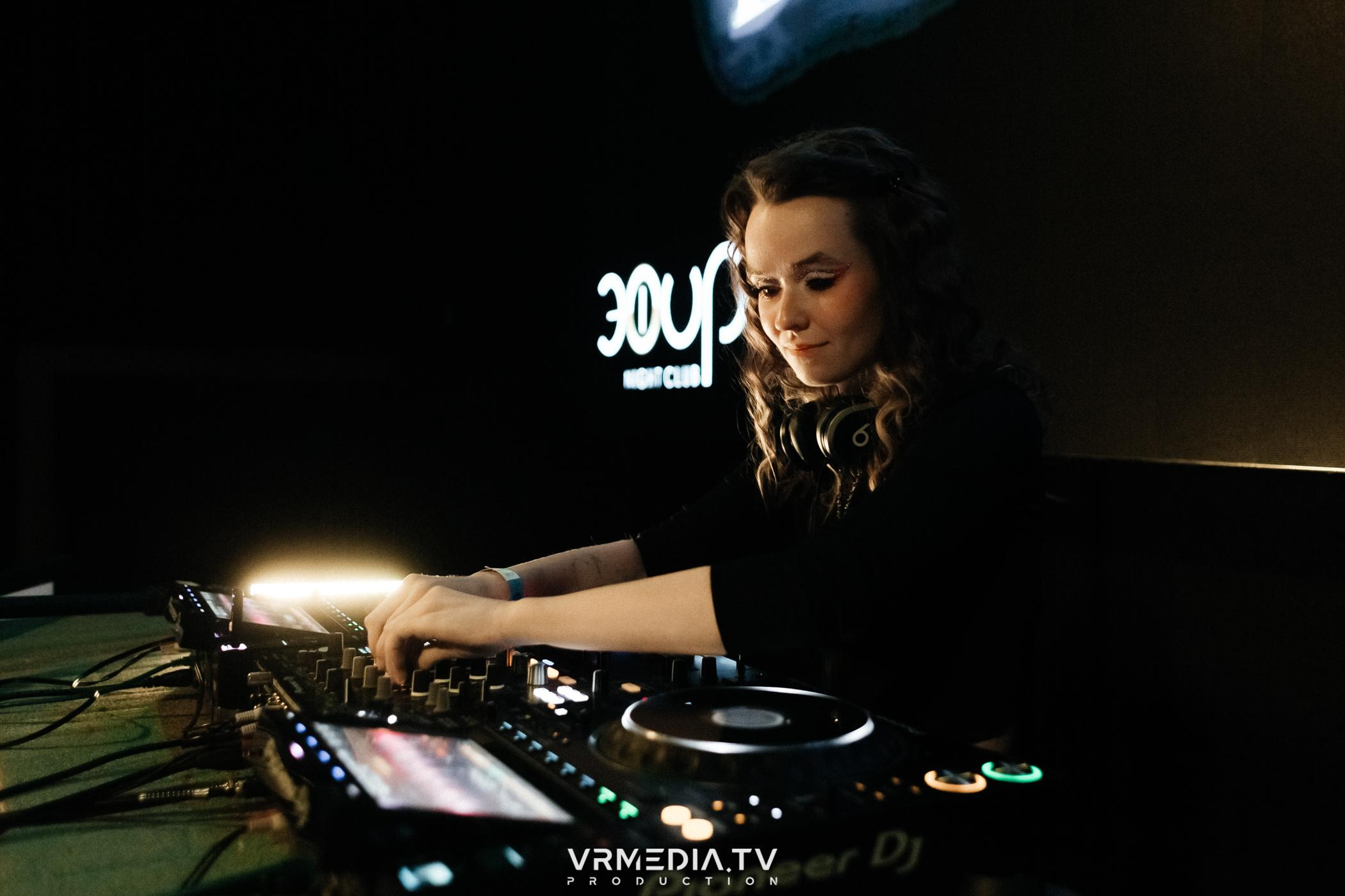 Выпускной школы диджеинга «Атмосфера»