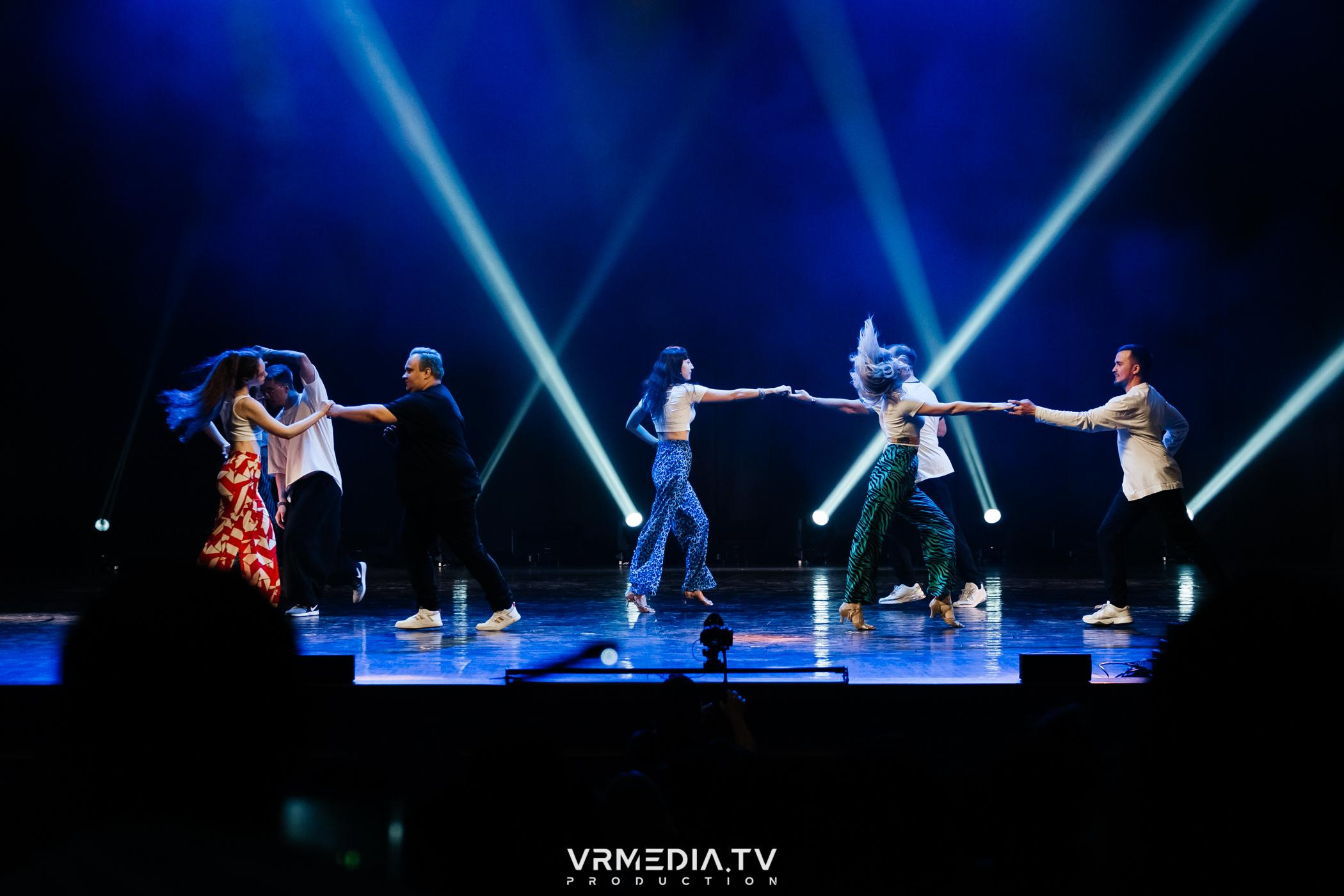 Пока все в доме