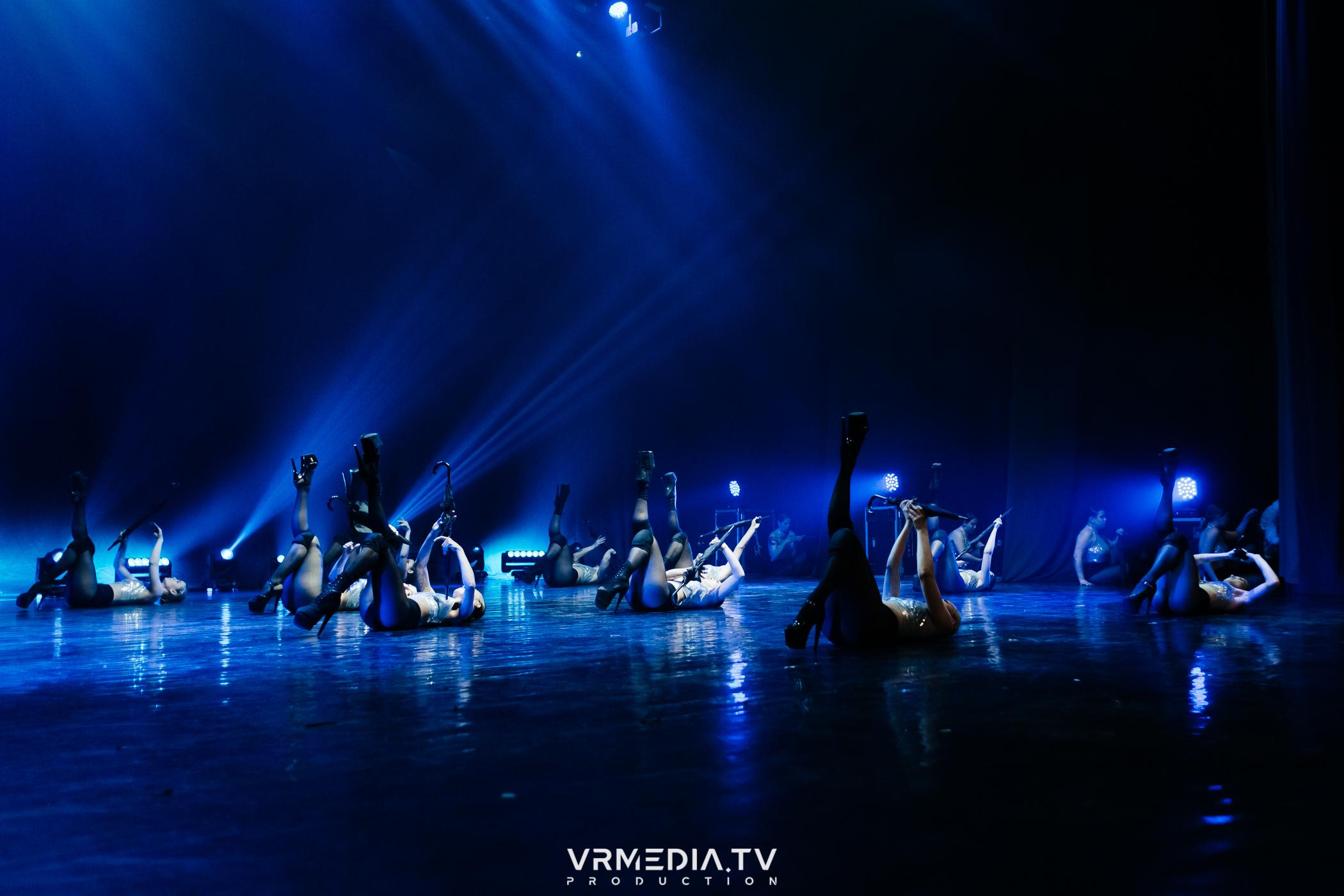 Пока все в доме