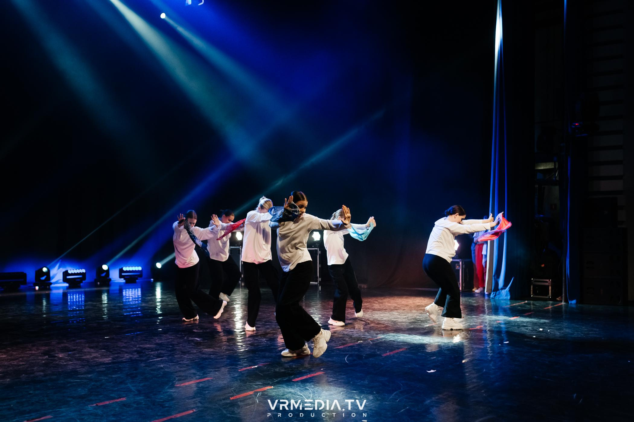 Пока все в доме