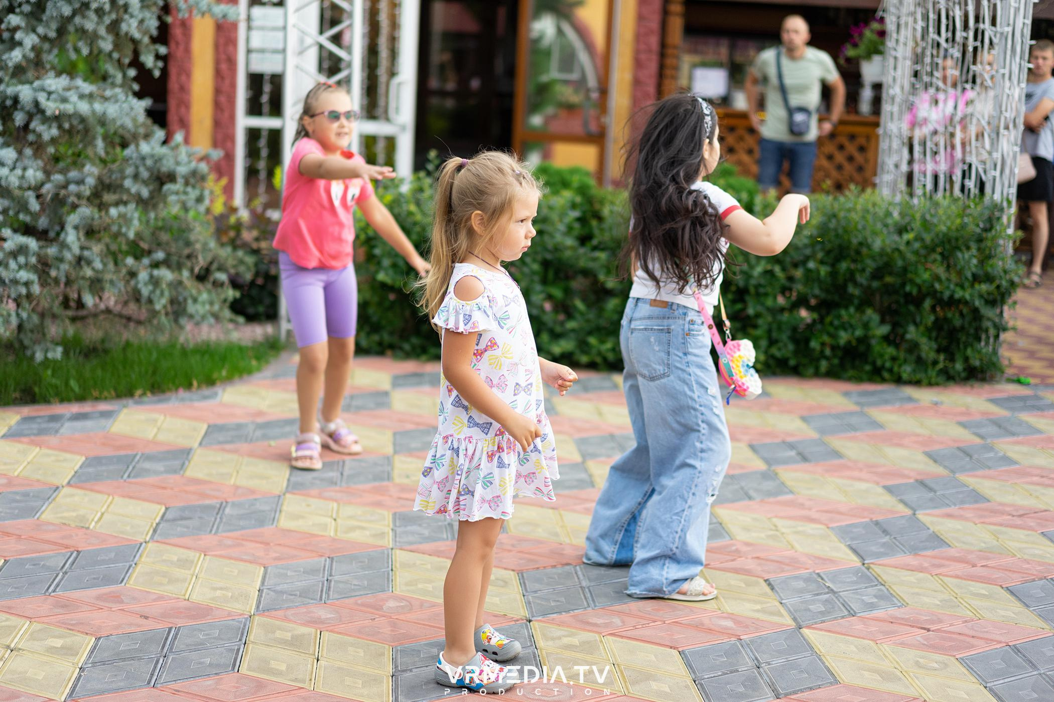 Детская вечеринка в ресторане «Лазурный Берег»