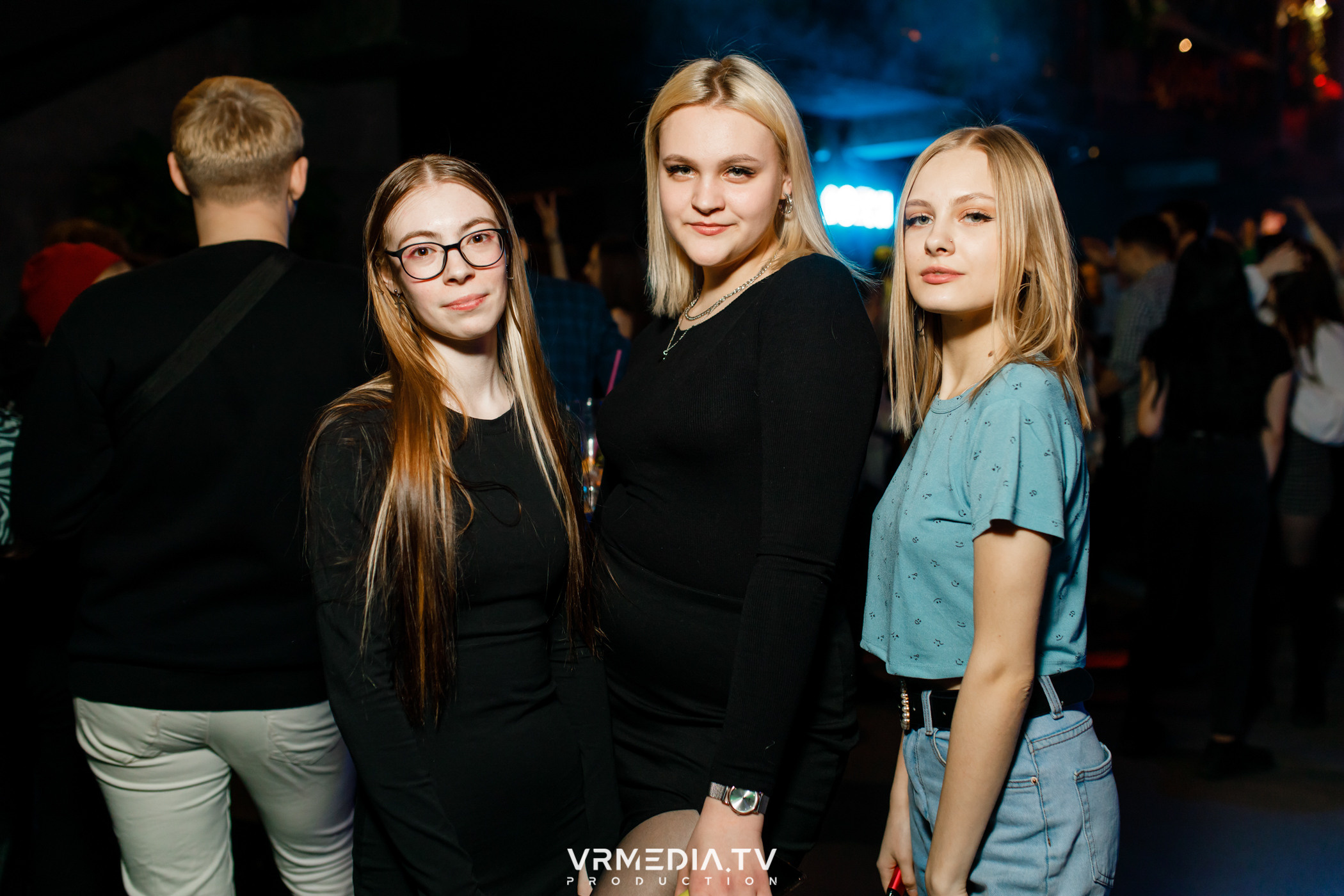 Выходные в баре «DOSKI»