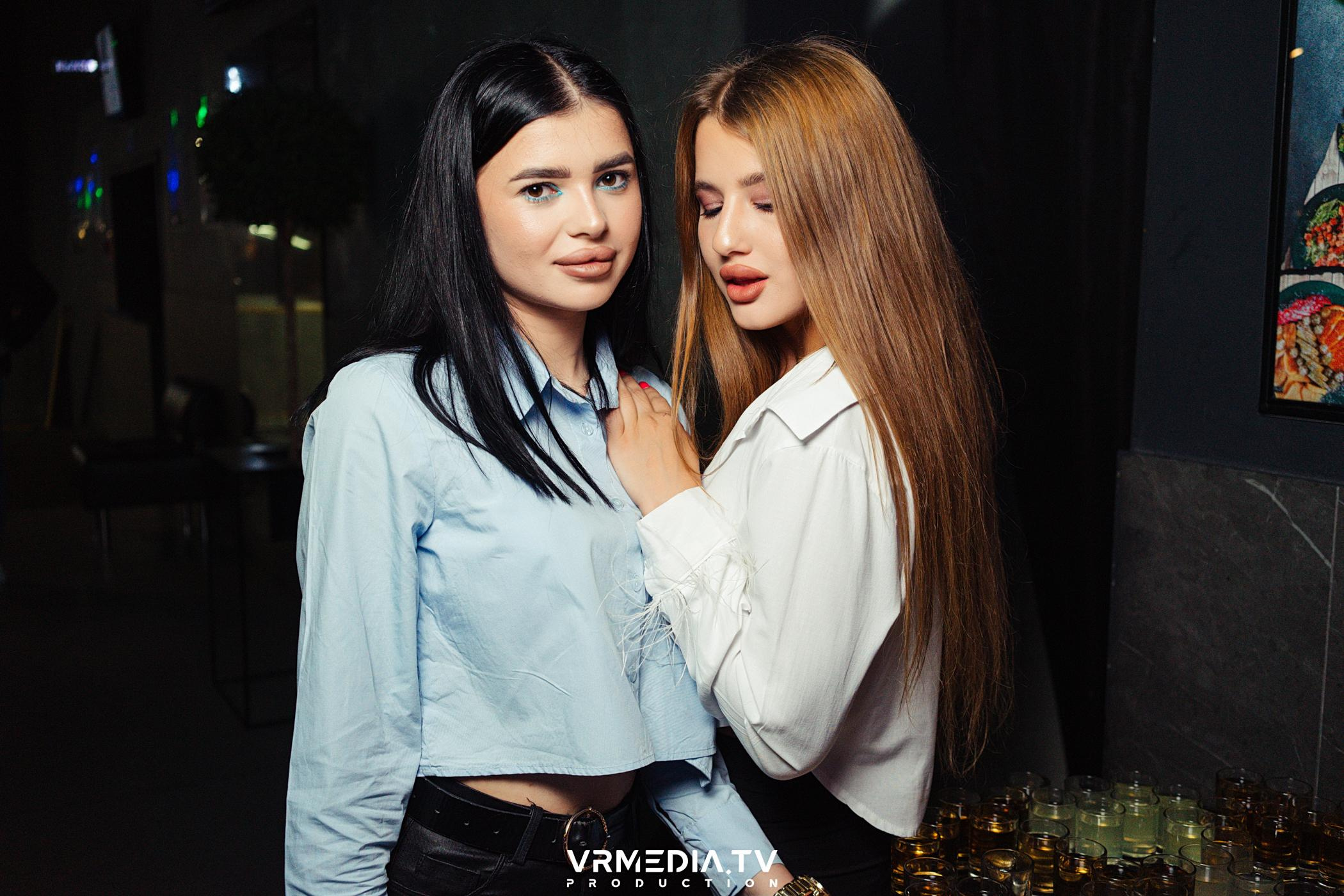 Выходные в баре «DOSKI»