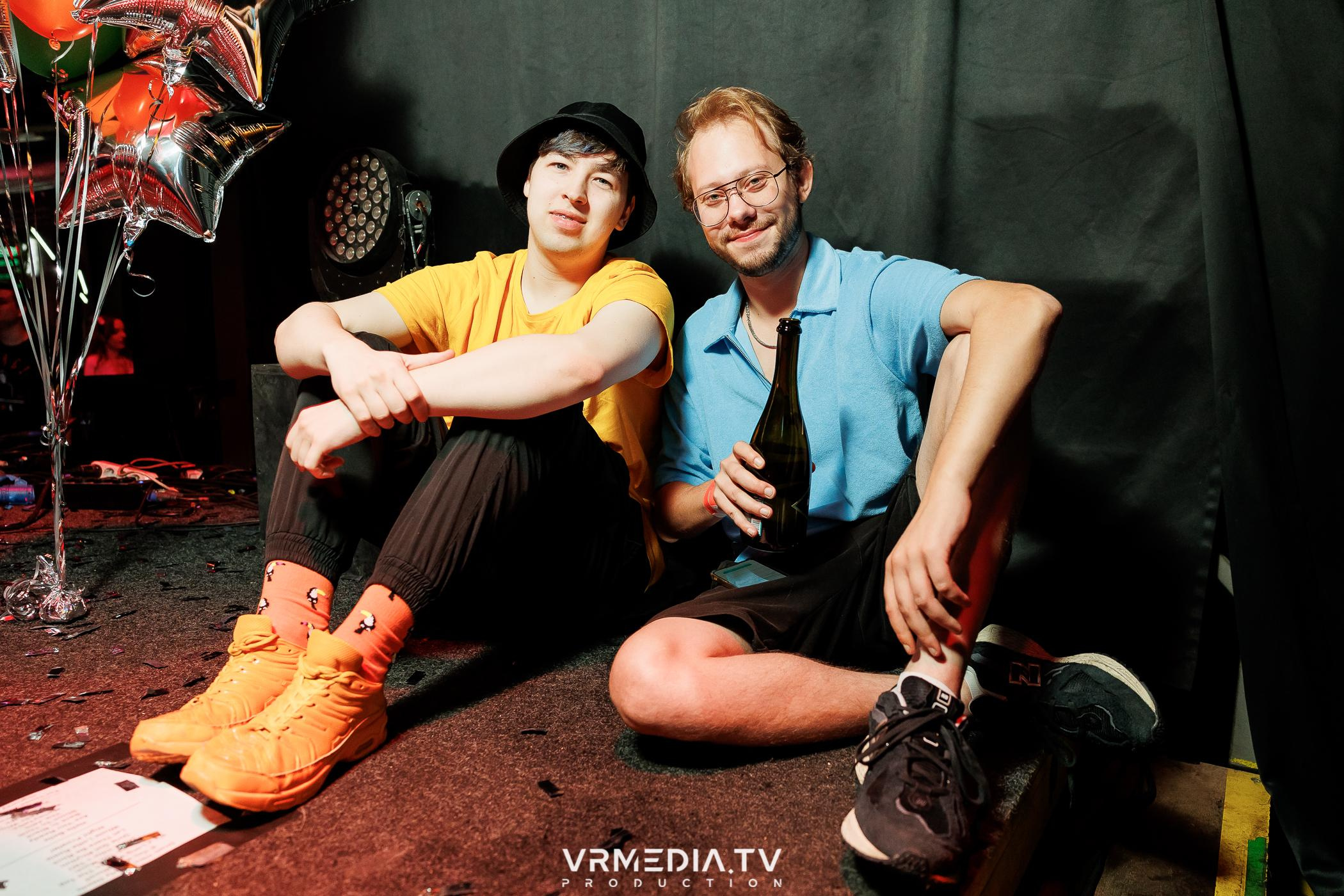 Молодость простит! 5 лет!