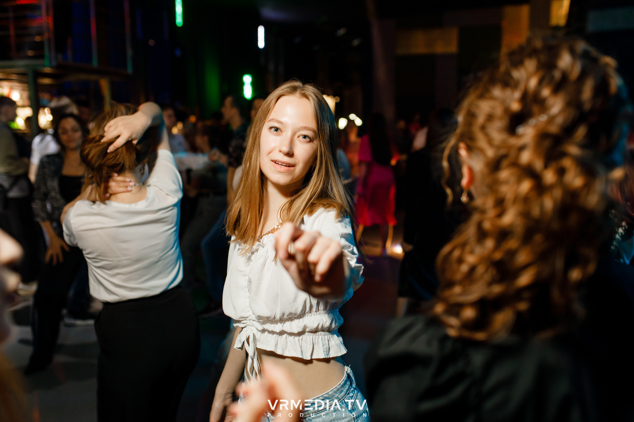 Выходные в баре «DOSKI»