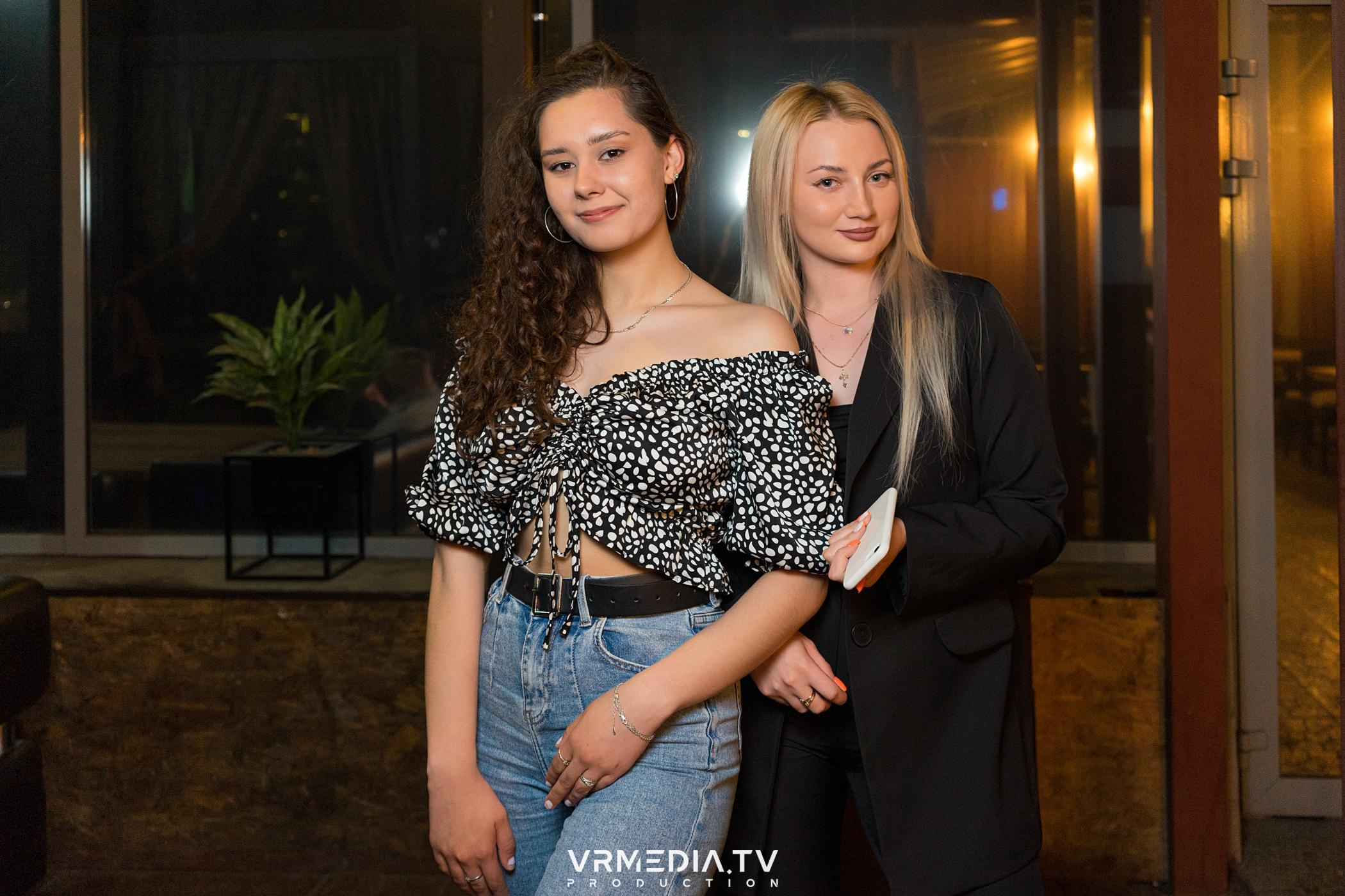 Выходные в баре «DOSKI»